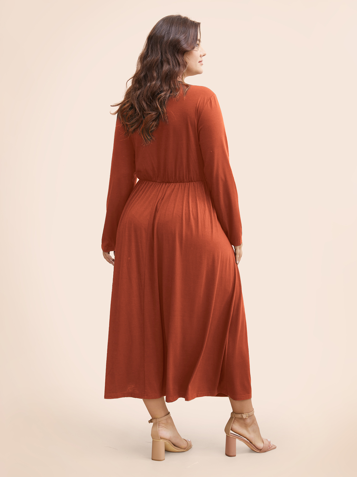 

Plus Size Supersoft Essentials Ruched Wrap Pleated Hem Dress Chocolate Women Casual Non Overlap Collar Long Sleeve Curvy Midi Dress BloomChic