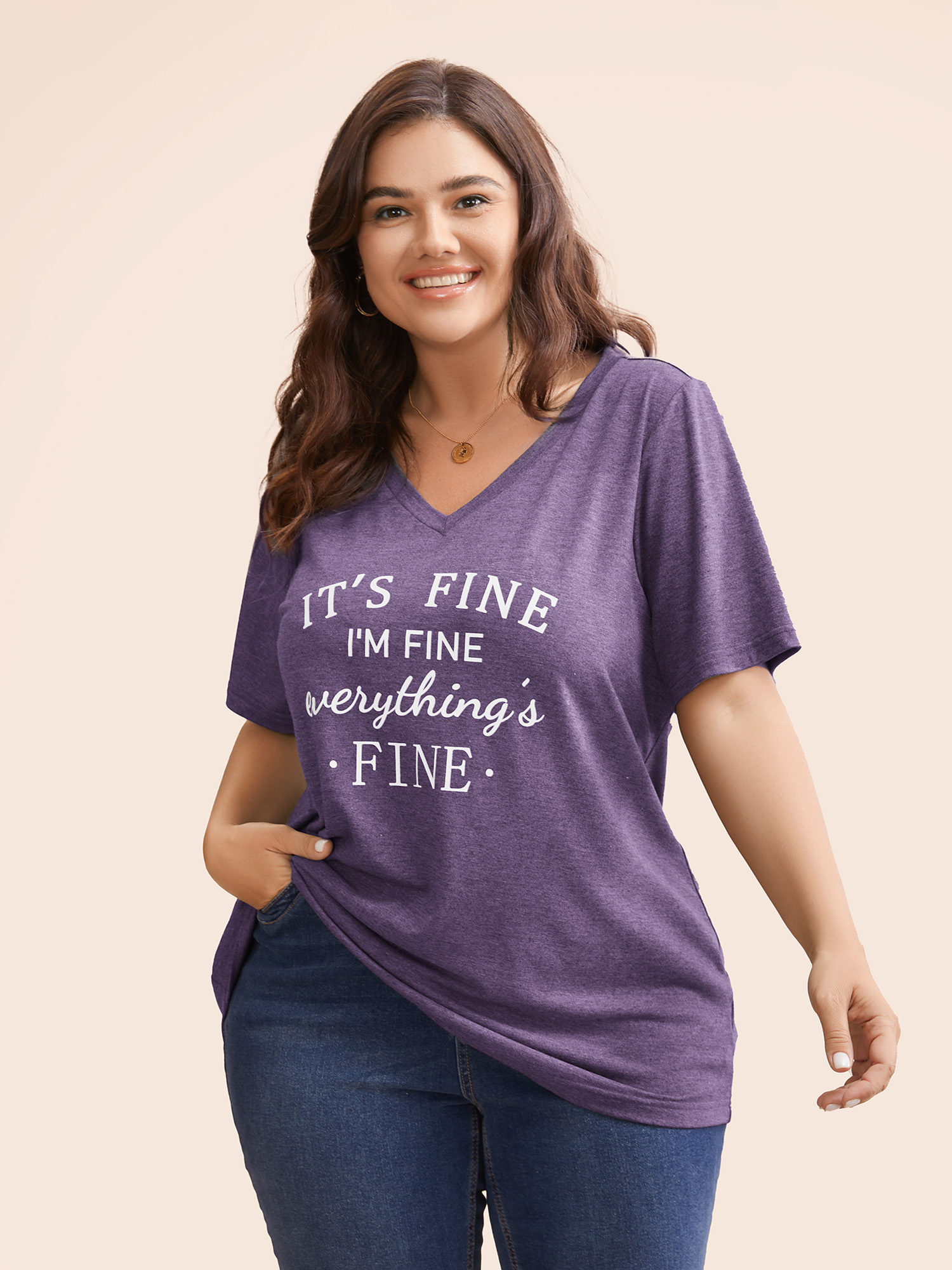 

Plus Size Letter Print V Neck T-shirt Mauve Women Casual Positive slogan Round Neck Dailywear T-shirts BloomChic