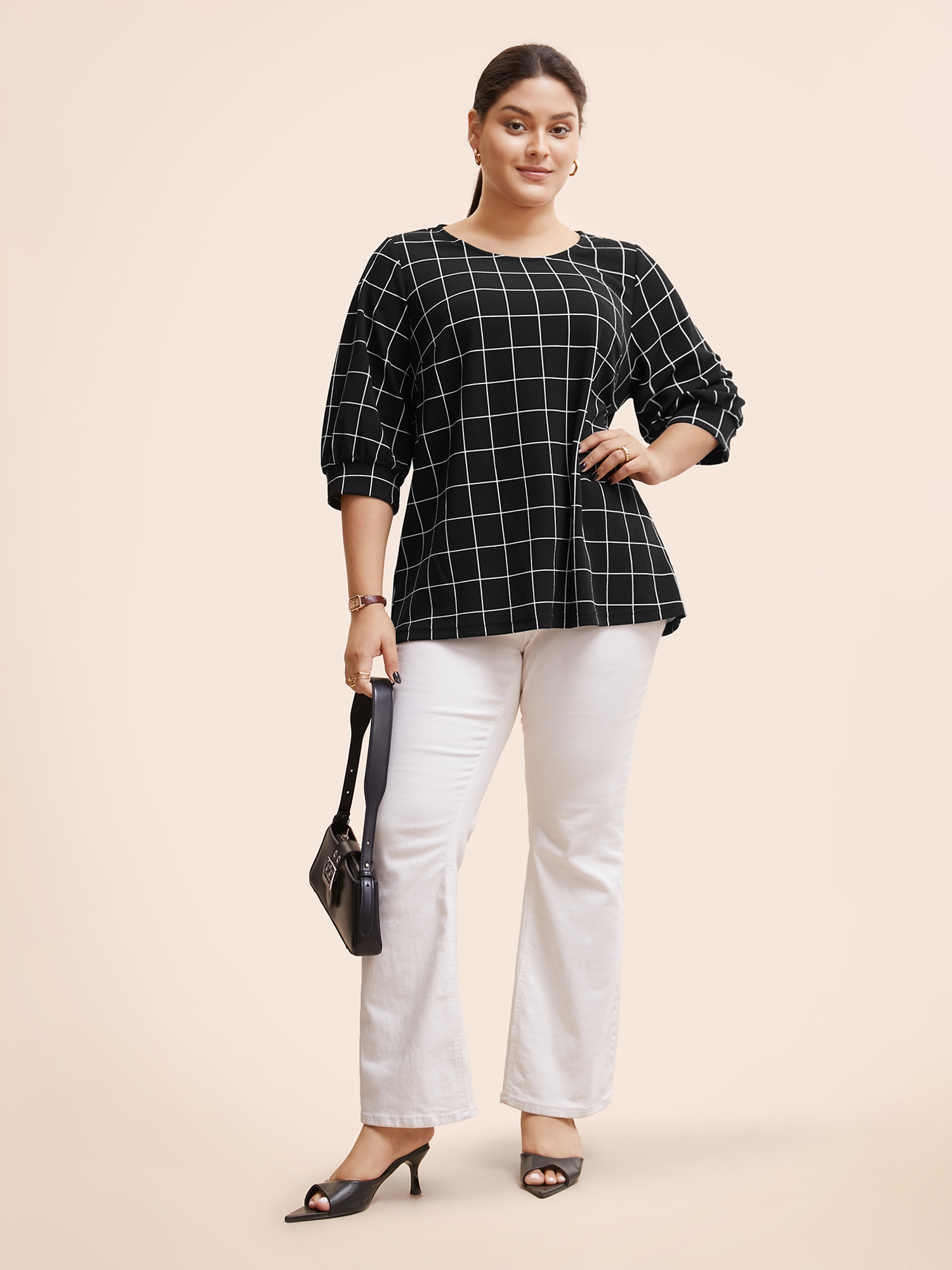 

Plus Size Plaid Round Neck Lantern Sleeve T-shirt Black Women At the Office Printed Plaid Round Neck Work T-shirts BloomChic