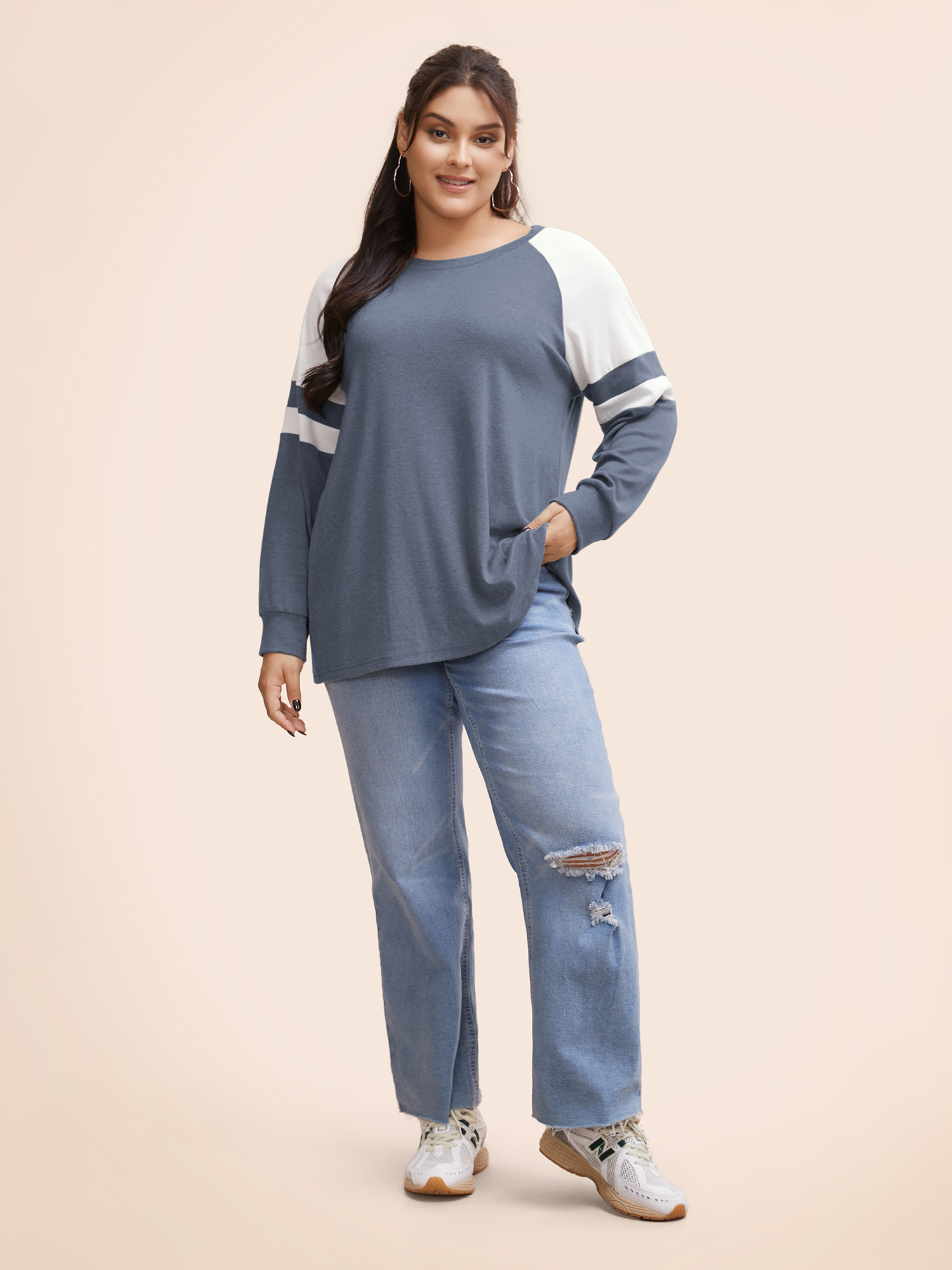 

Plus Size Colorblock Contrast Stitch Raglan Sleeve T-shirt Blue Women Casual Elastic cuffs Striped Round Neck Dailywear T-shirts BloomChic