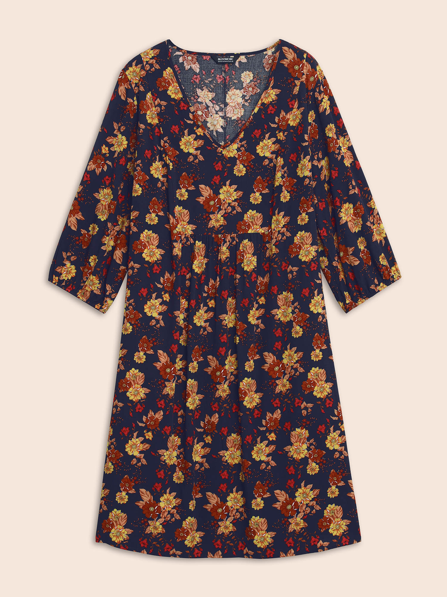 Plus Size Supersoft Essentials Floral Print Pocket V Neck Dress DarkBlue Women Resort Elastic cuffs V-neck Elbow-length sleeve Curvy Midi Dress BloomChic 22-24/3X 