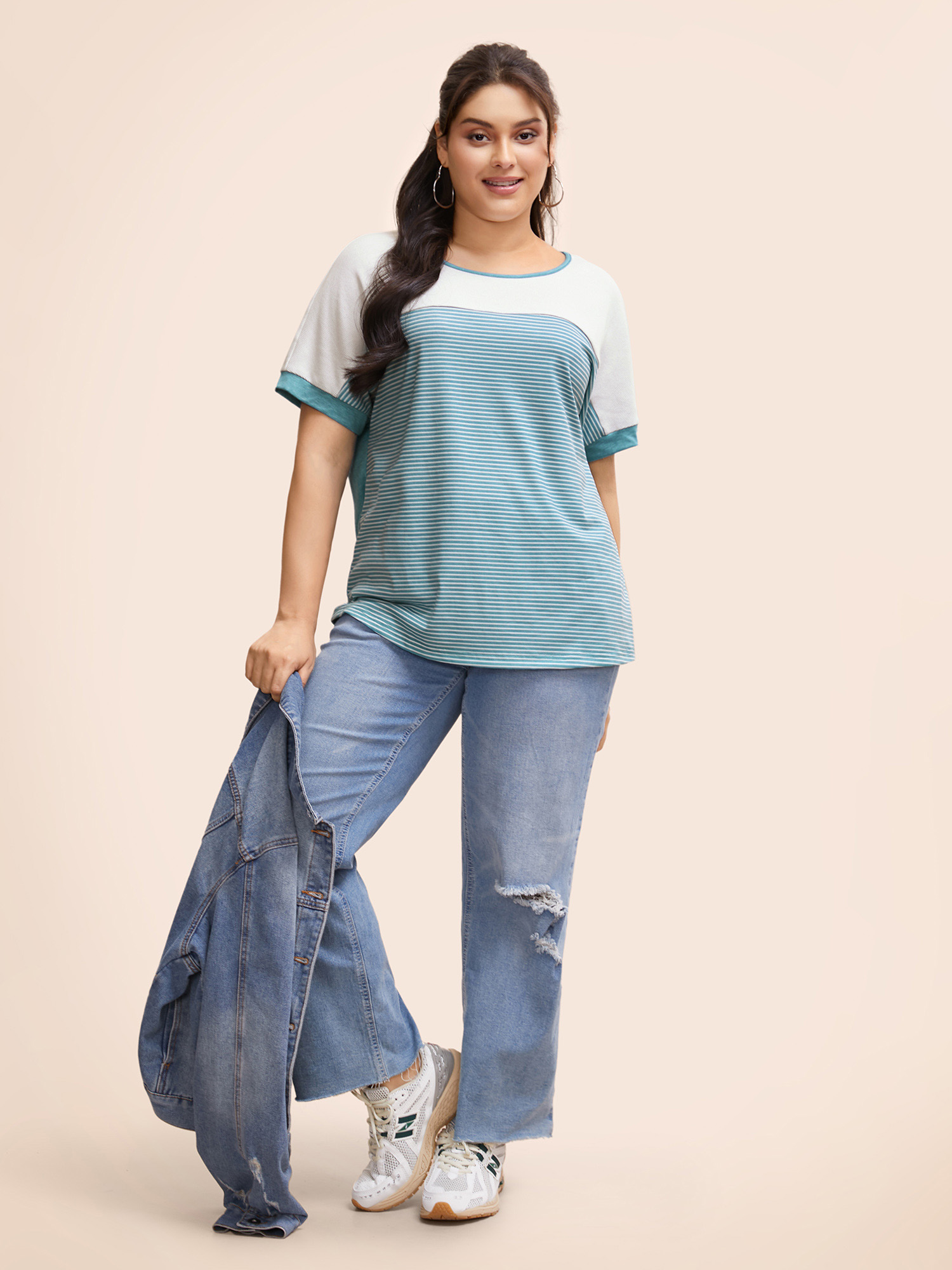 

Plus Size Round Neck Striped Patchwork Contrast T-shirt Cerulean Women Casual Contrast Round Neck Everyday T-shirts BloomChic