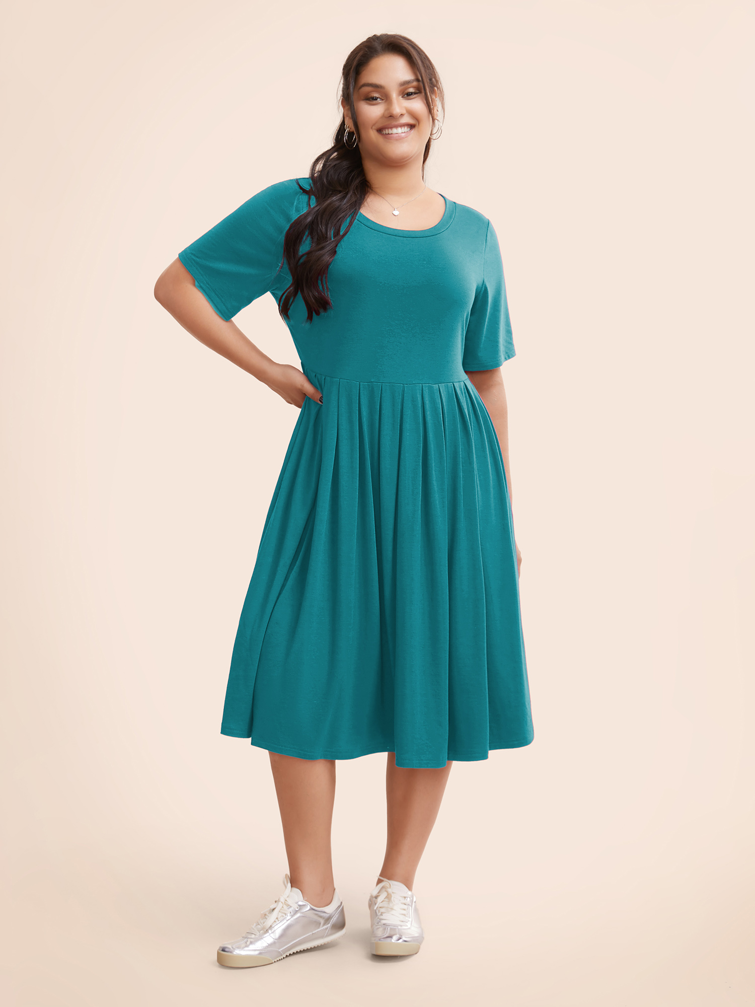 

Plus Size Supersoft Essentials Solid Pleated Round Neck Midi Dress Teal Women Casual Plain Round Neck Short sleeve Curvy Midi Dress BloomChic