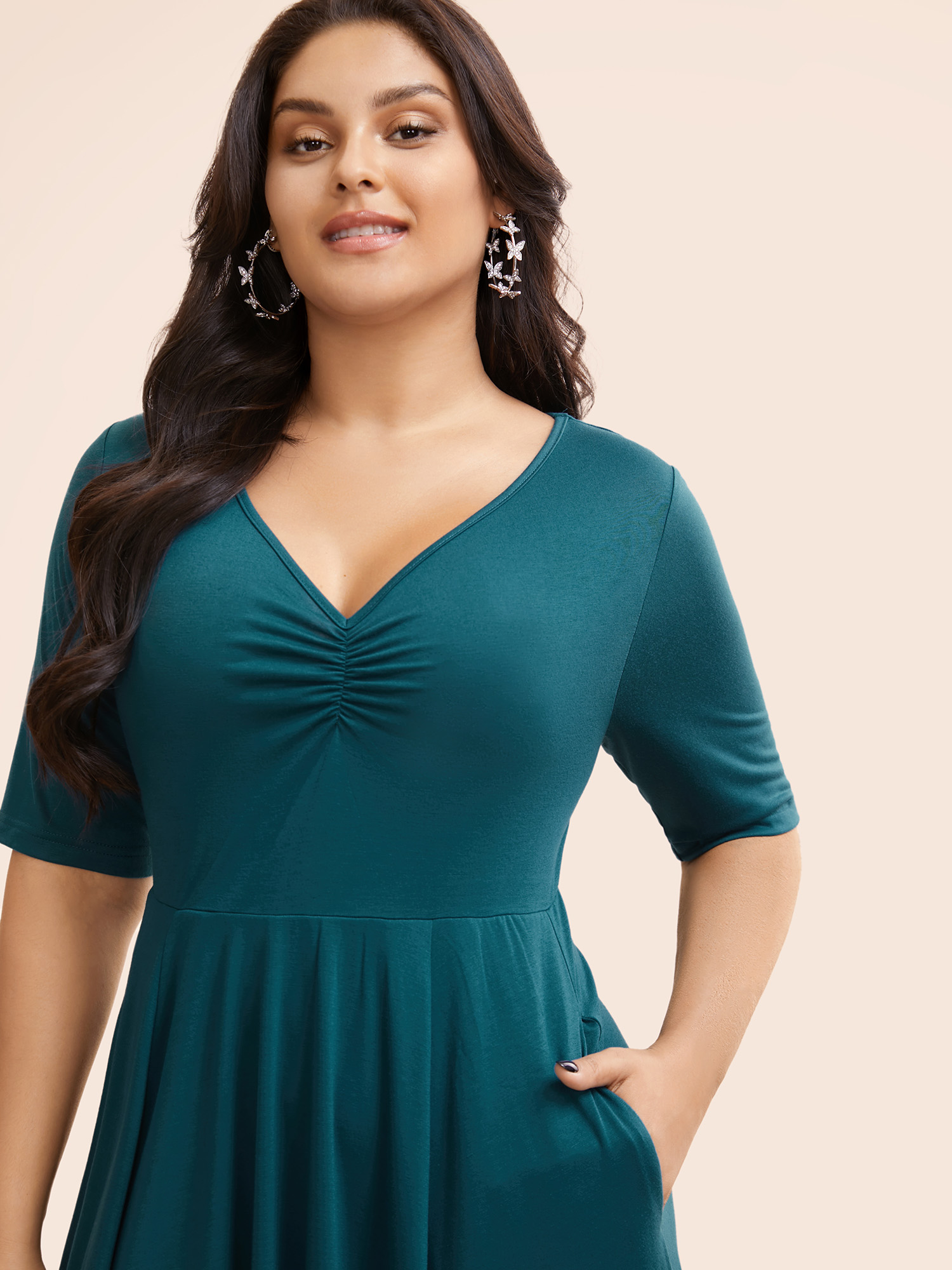 Plus Size Solid Ruched Pocket Asymmetrical Hem Dress Cerulean Women Elegant Gathered V-neck Short sleeve Curvy Midi Dress BloomChic 26/4X 