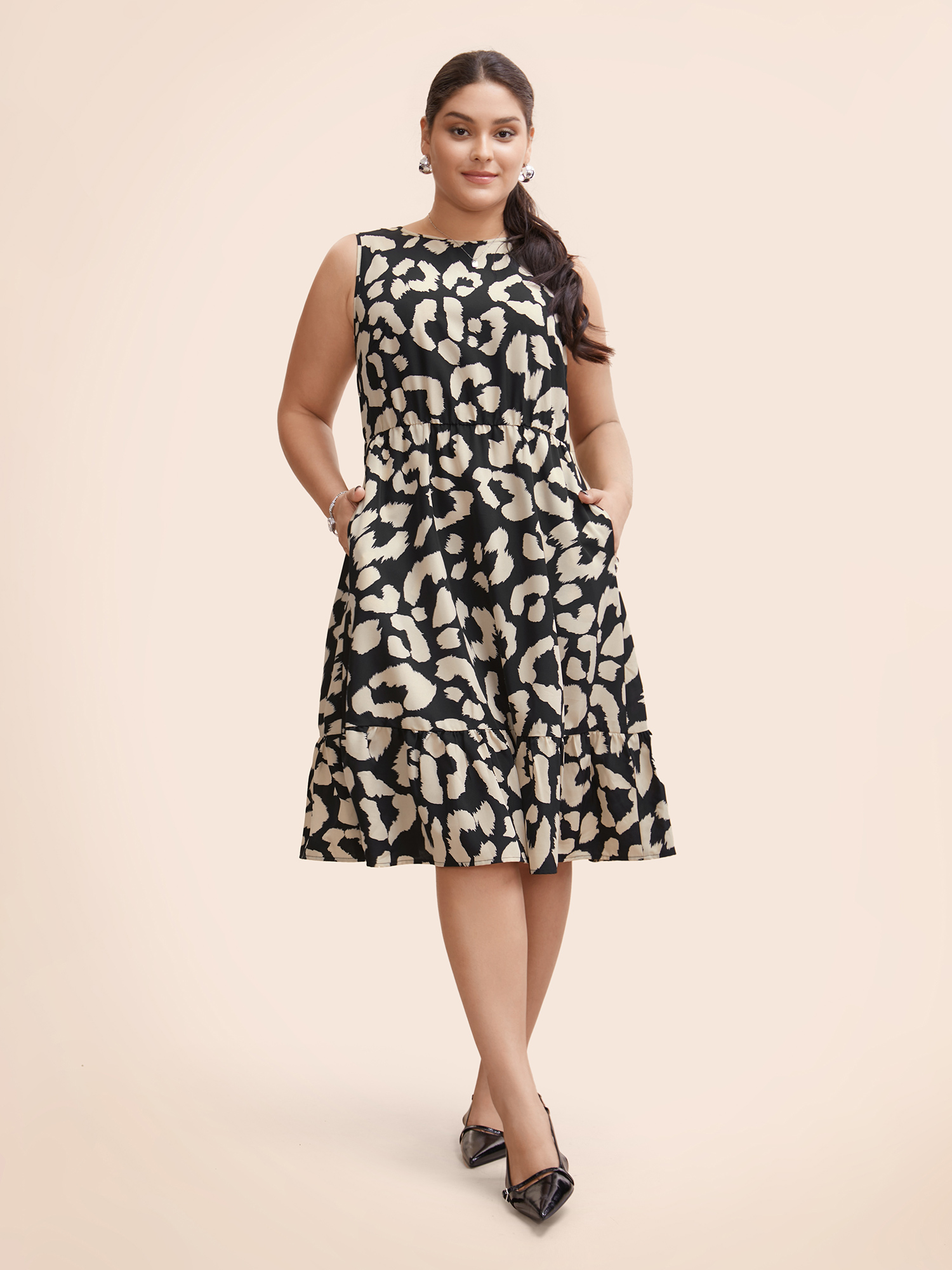 Plus Size Leopard Print Back Tie Knot Tank Dress Black Women At the Office Tie knot Round Neck Sleeveless Curvy BloomChic 30/6X 