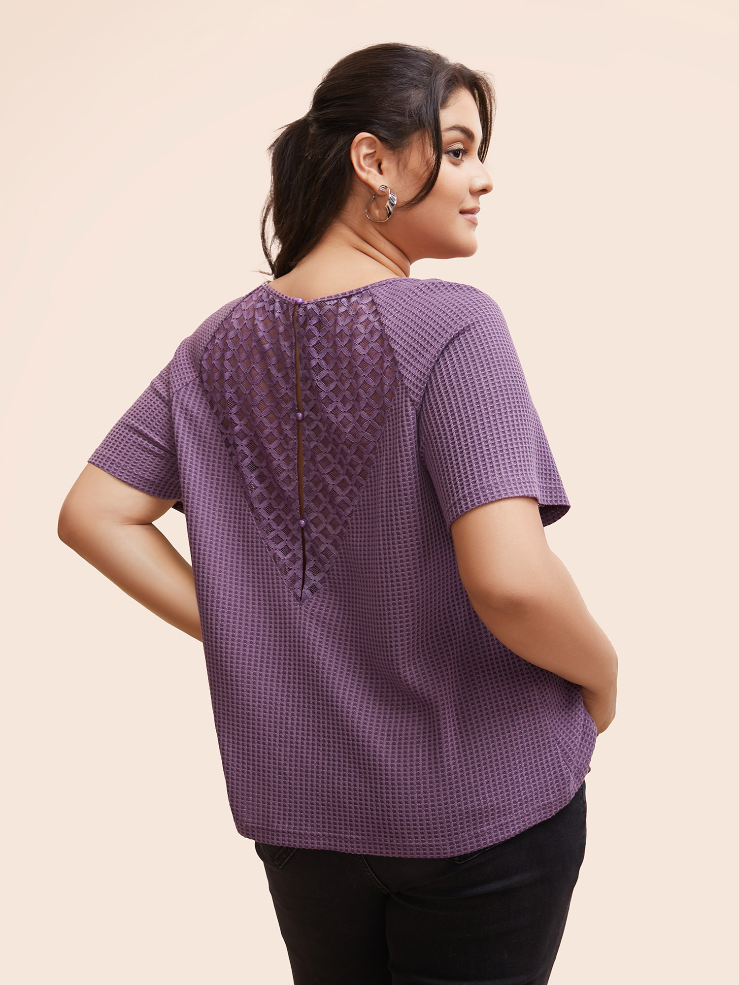 

Plus Size Waffle Knit Lace Patchwork Raglan Sleeve T-shirt Mauve Women Casual Texture Round Neck Everyday T-shirts BloomChic