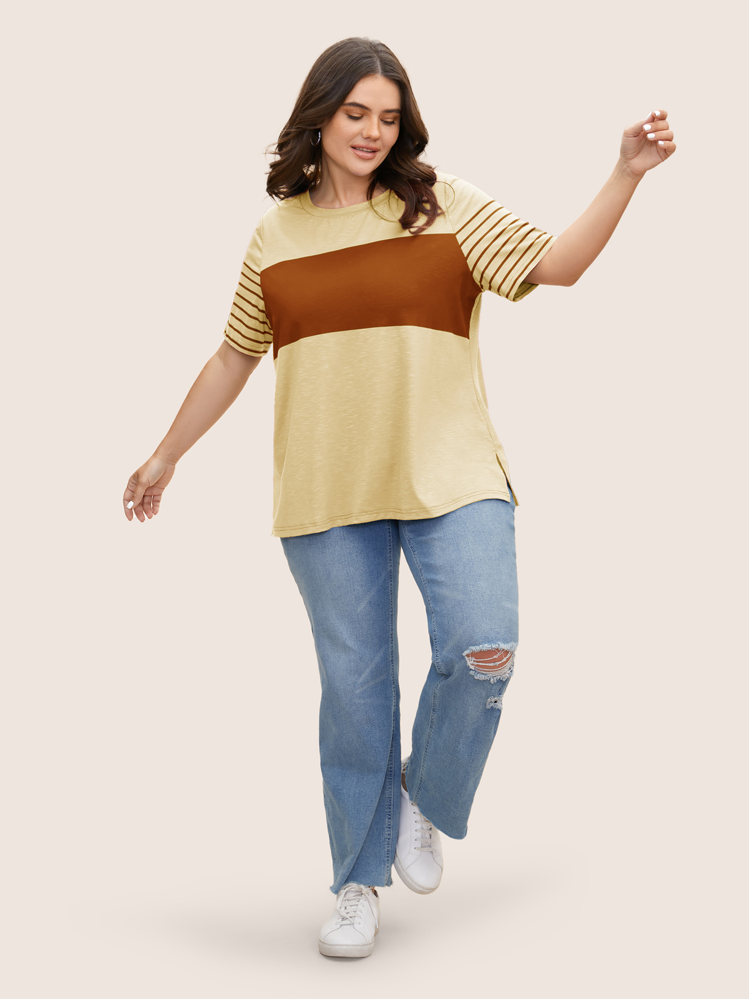 Plus Size Crew Neck Striped Patchwork Contrast T-shirt Beige Women Casual Contrast Art&design Round Neck Everyday T-shirts BloomChic 28/5X 