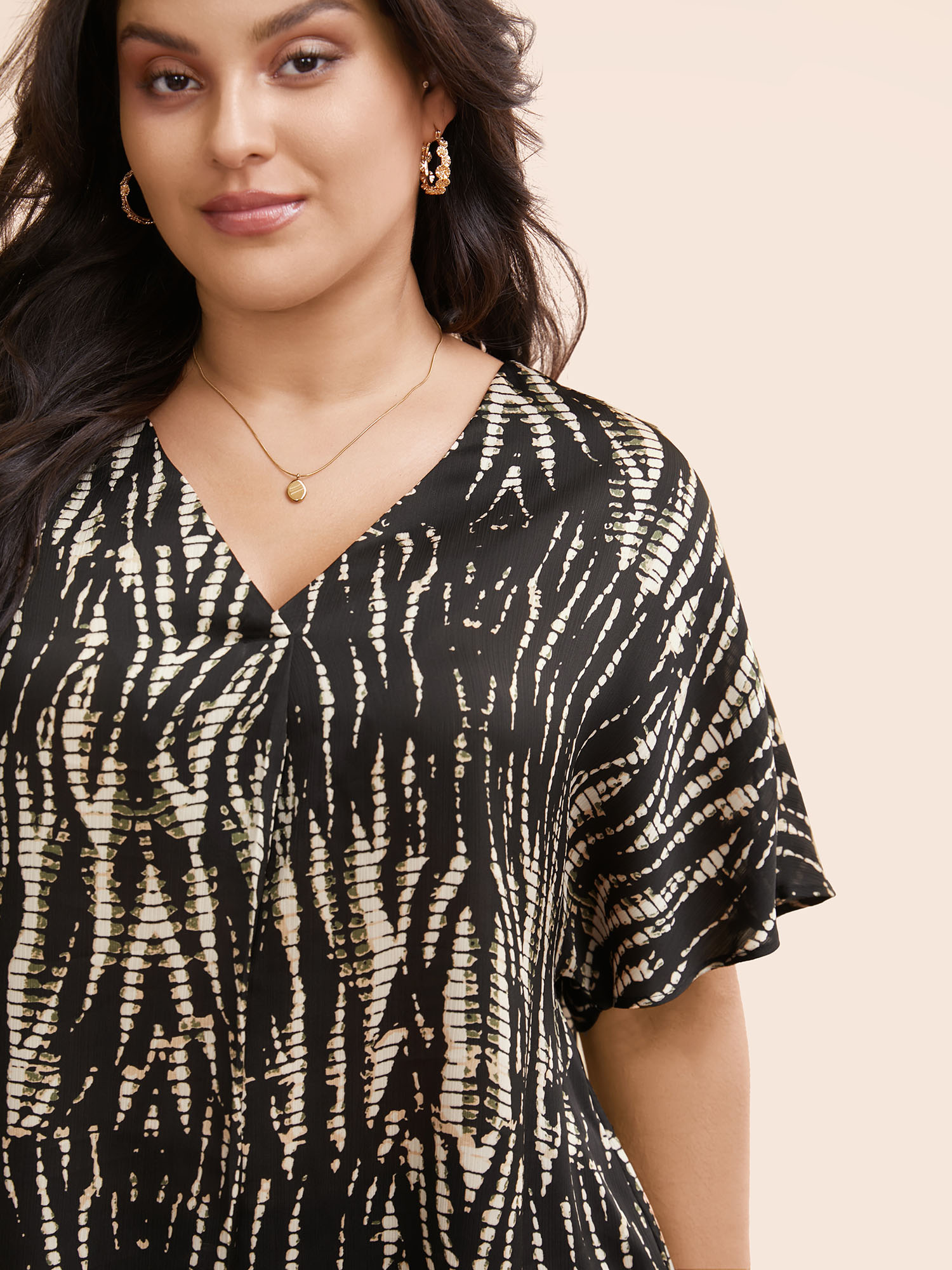 Plus Size Black Animal Print Pleated Dolman Sleeve Blouse Women Elegant Short sleeve V-neck Everyday Blouses BloomChic 30/6X 