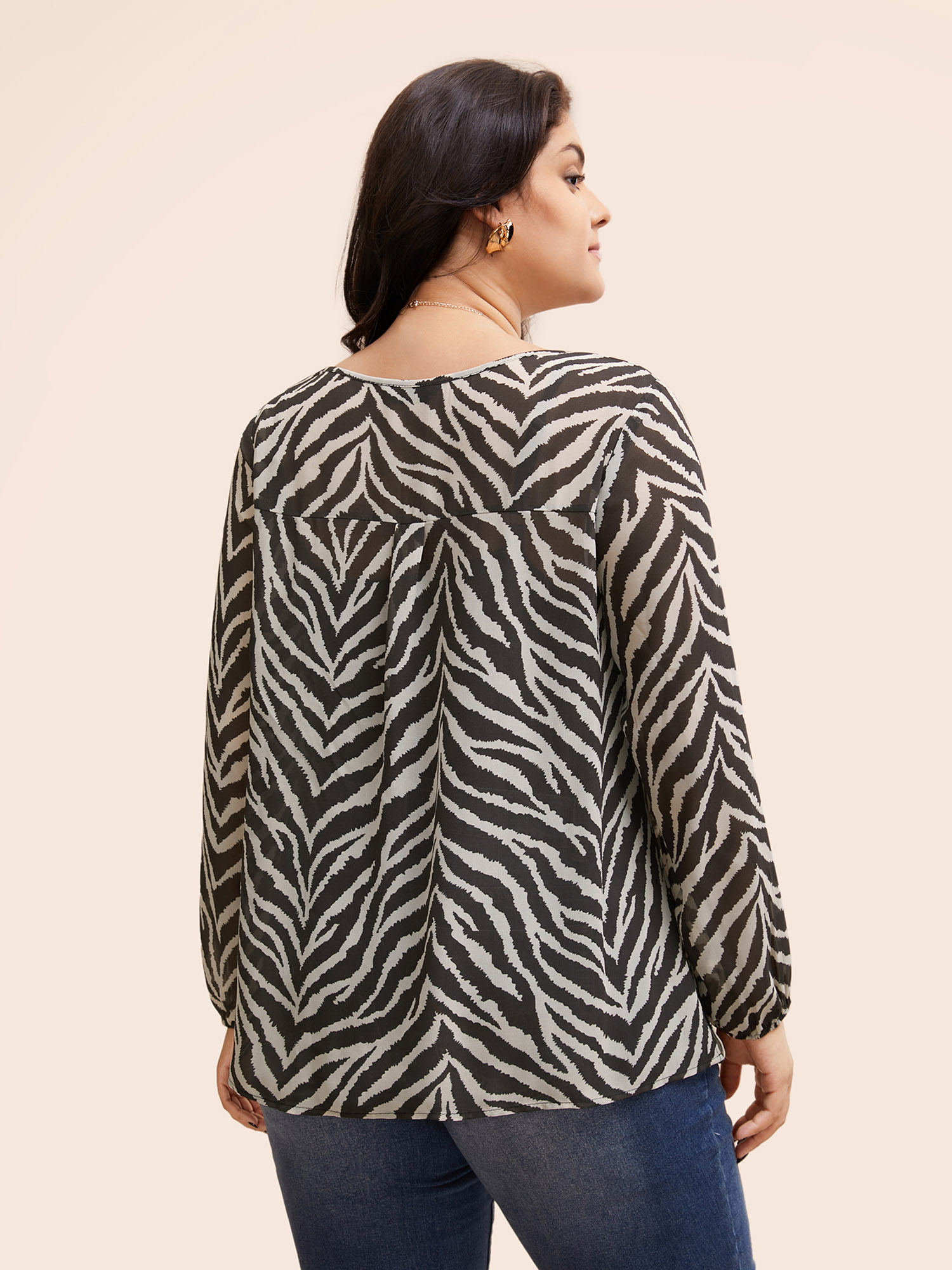 

Plus Size Multicolor Zebra Print Lace Up Split Hem Blouse Women Elegant Long Sleeve V-neck Everyday Blouses BloomChic