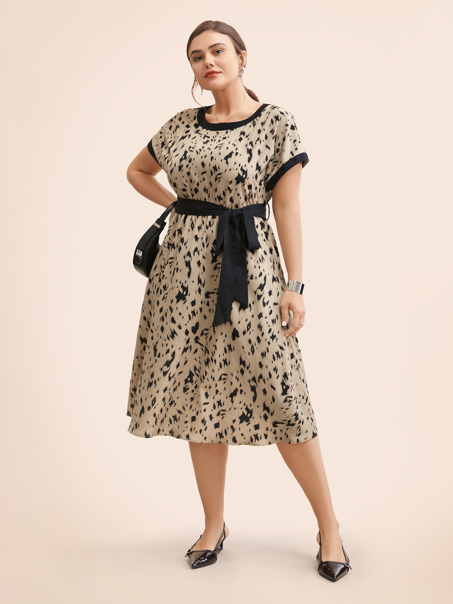 

Plus Size Leopard Print Contrast Trim Dolman Sleeve Dress Leopard Women At the Office Belted Round Neck Short sleeve Curvy BloomChic