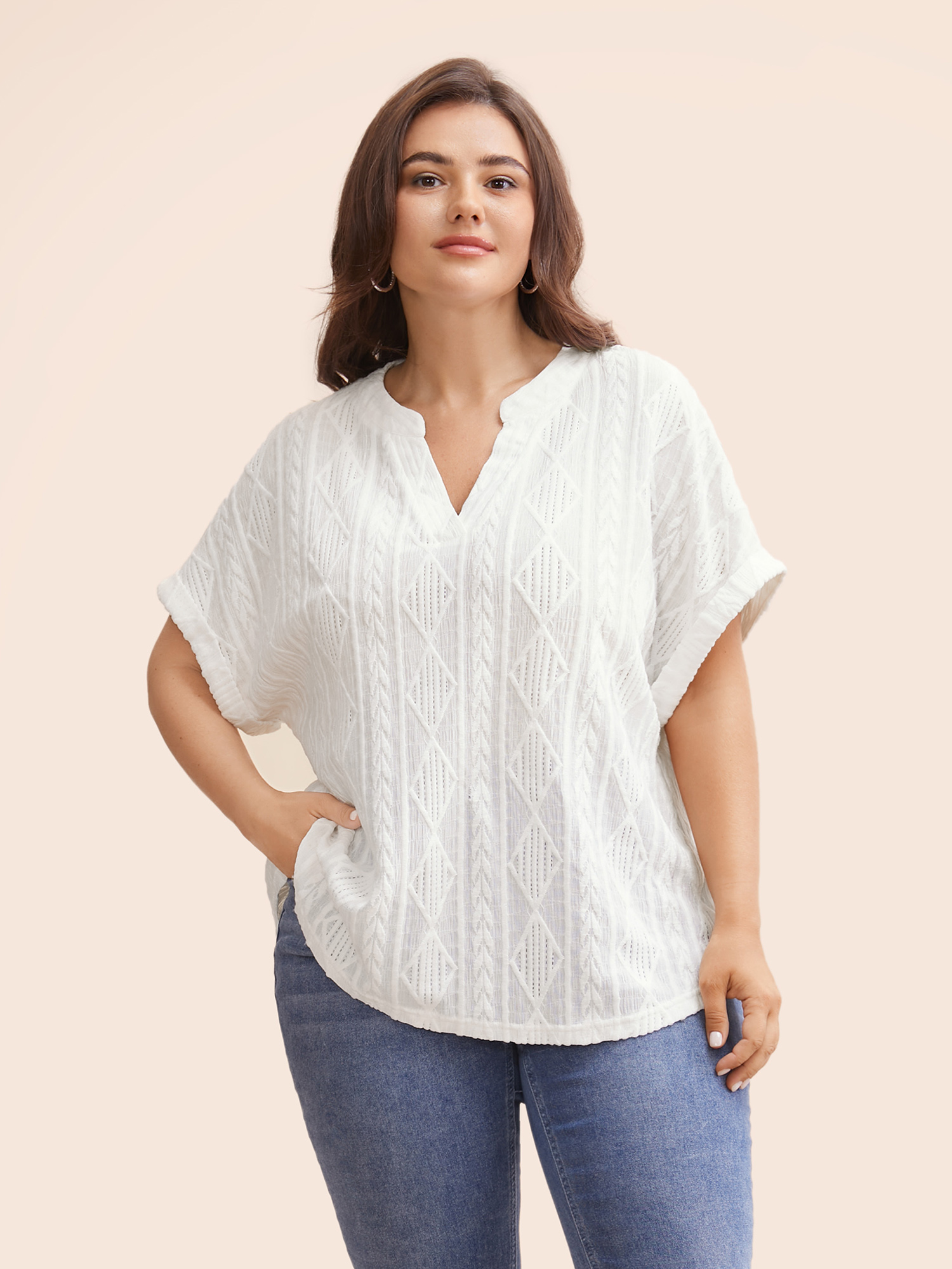 

Plus Size Plain Jacquard Notched Dolman Sleeve T-shirt Ivory Women Elegant Texture Flat collar with V-notch Everyday T-shirts BloomChic