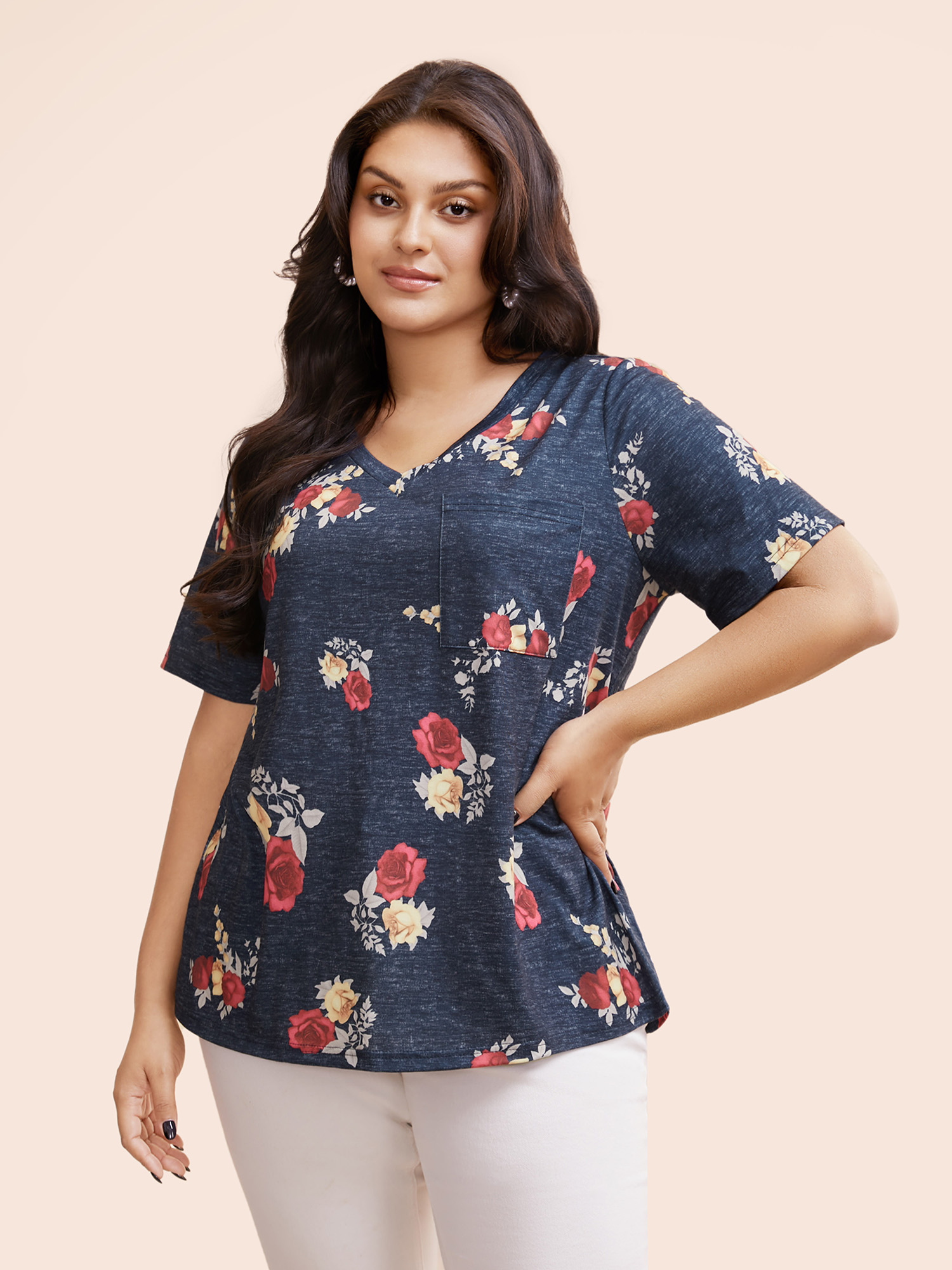 

Plus Size Floral Print Heather Patched Pocket T-shirt Multicolor Women Elegant Printed Floral V-neck Dailywear T-shirts BloomChic