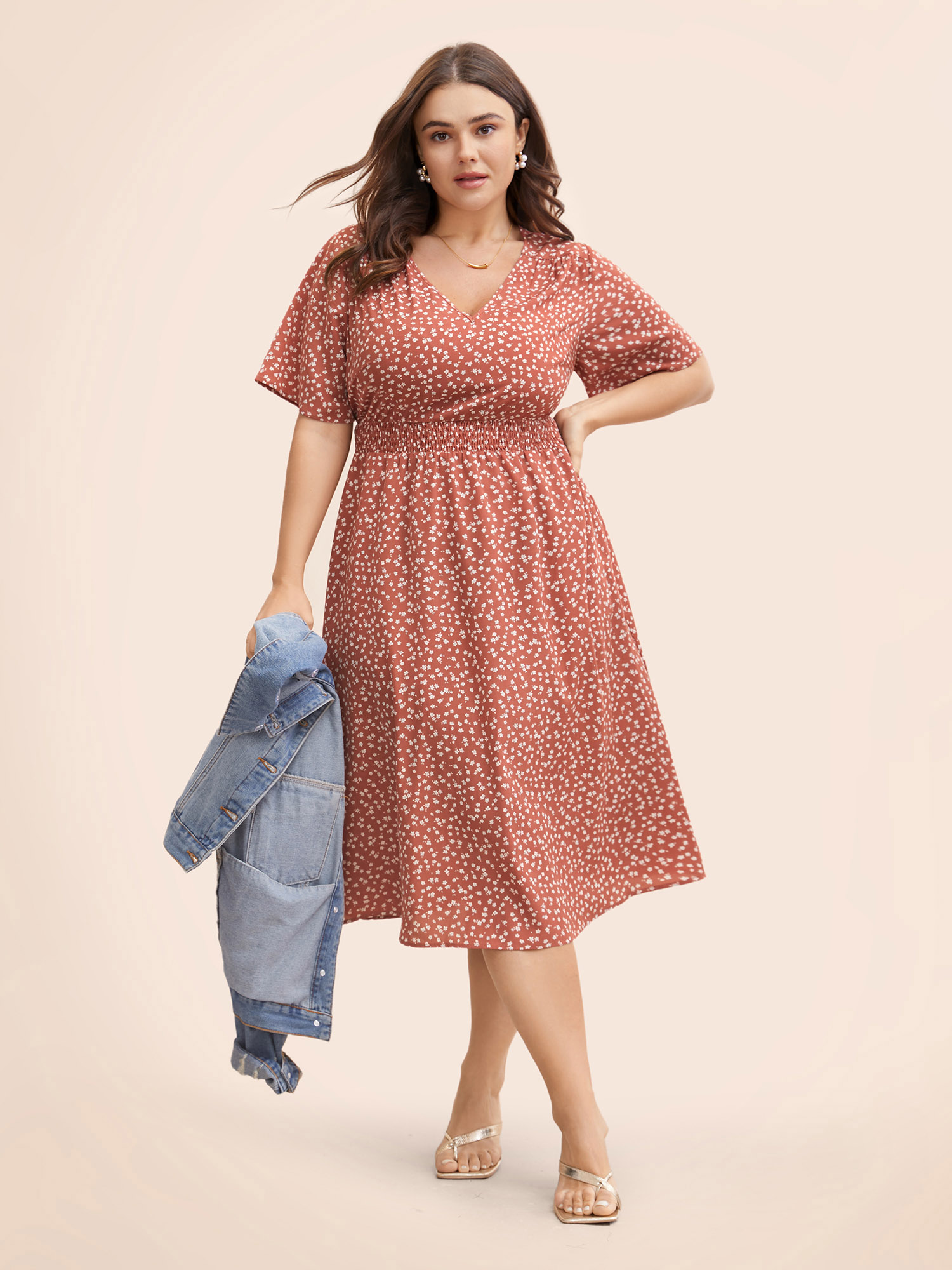 

Plus Size Ditsy Floral Shirred Ruffle Sleeve Midi Dress Rouge Women Elegant Gathered V-neck Short sleeve Curvy BloomChic