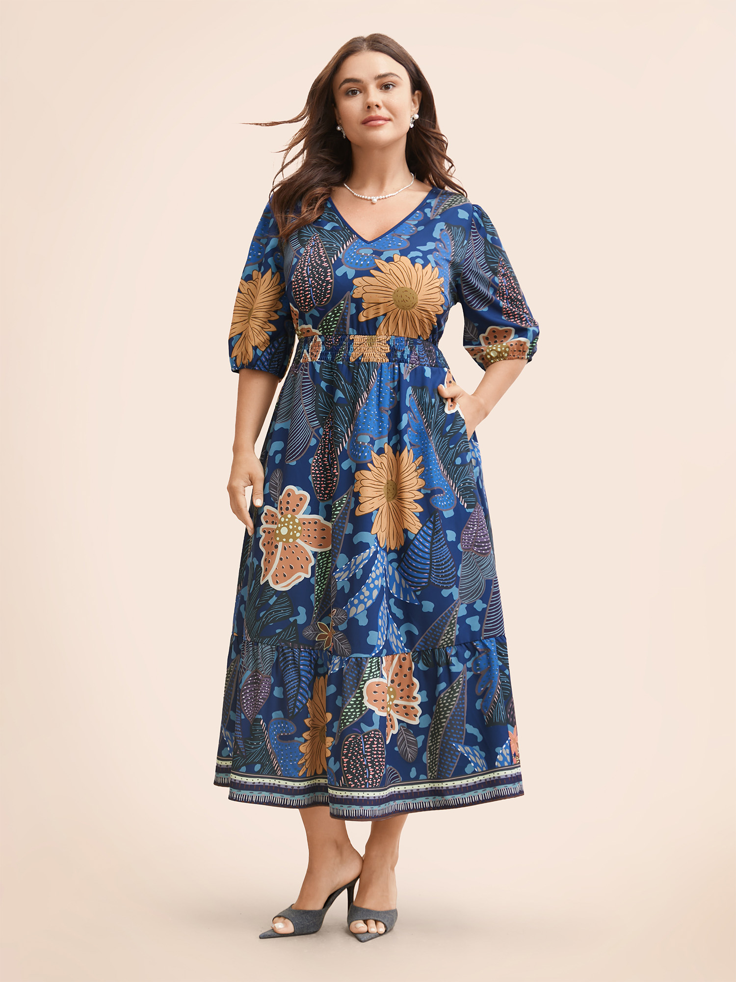 Plus Size Floral Shirred Lantern Sleeve Midi Dress Mediumblue Women Resort Gathered V-neck Half Sleeve Curvy BloomChic 12/L 