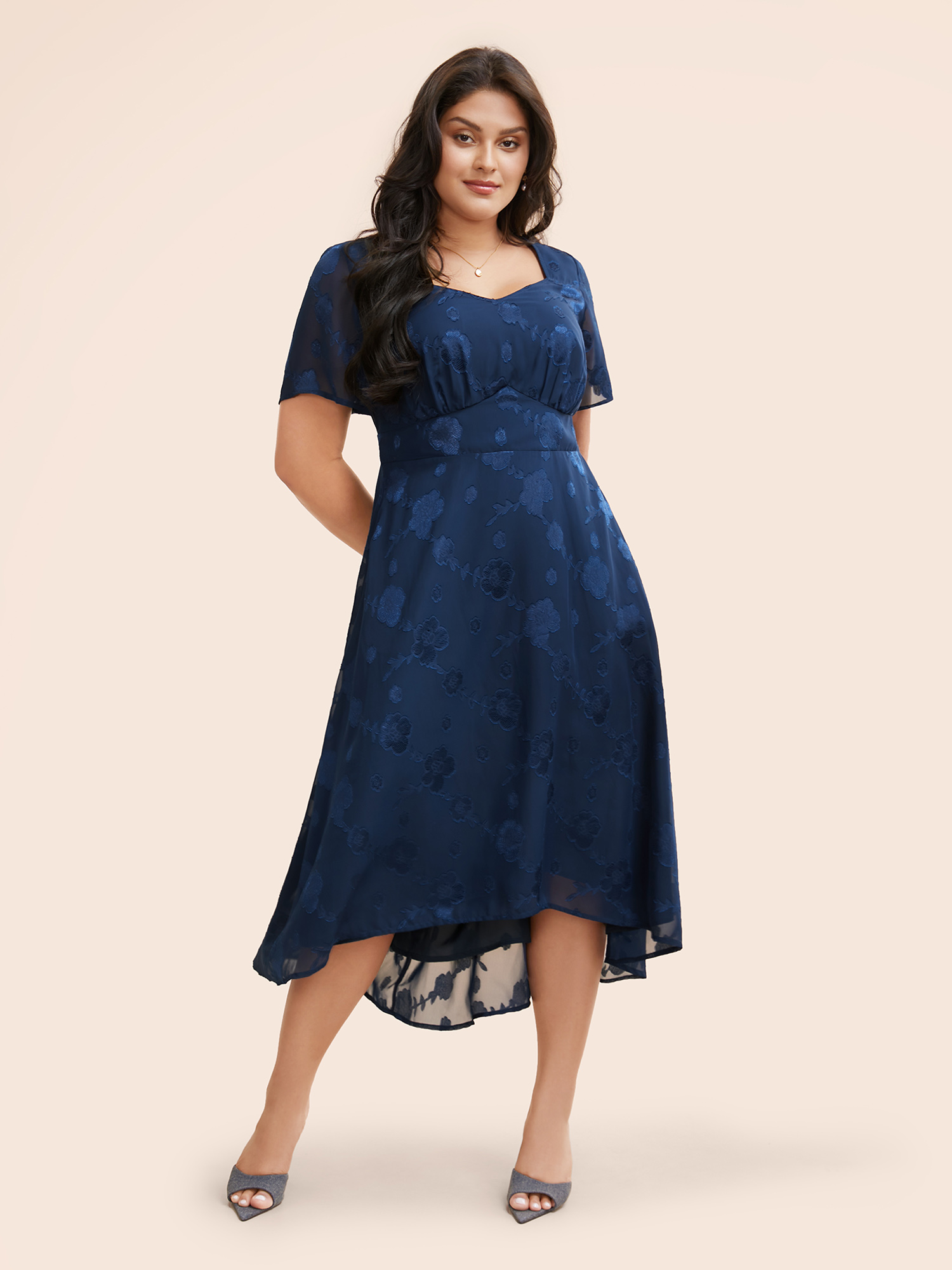 

Plus Size Heart Neck Floral Mesh Textured Dress DarkBlue Women Elegant Texture Heart neckline Short sleeve Curvy BloomChic