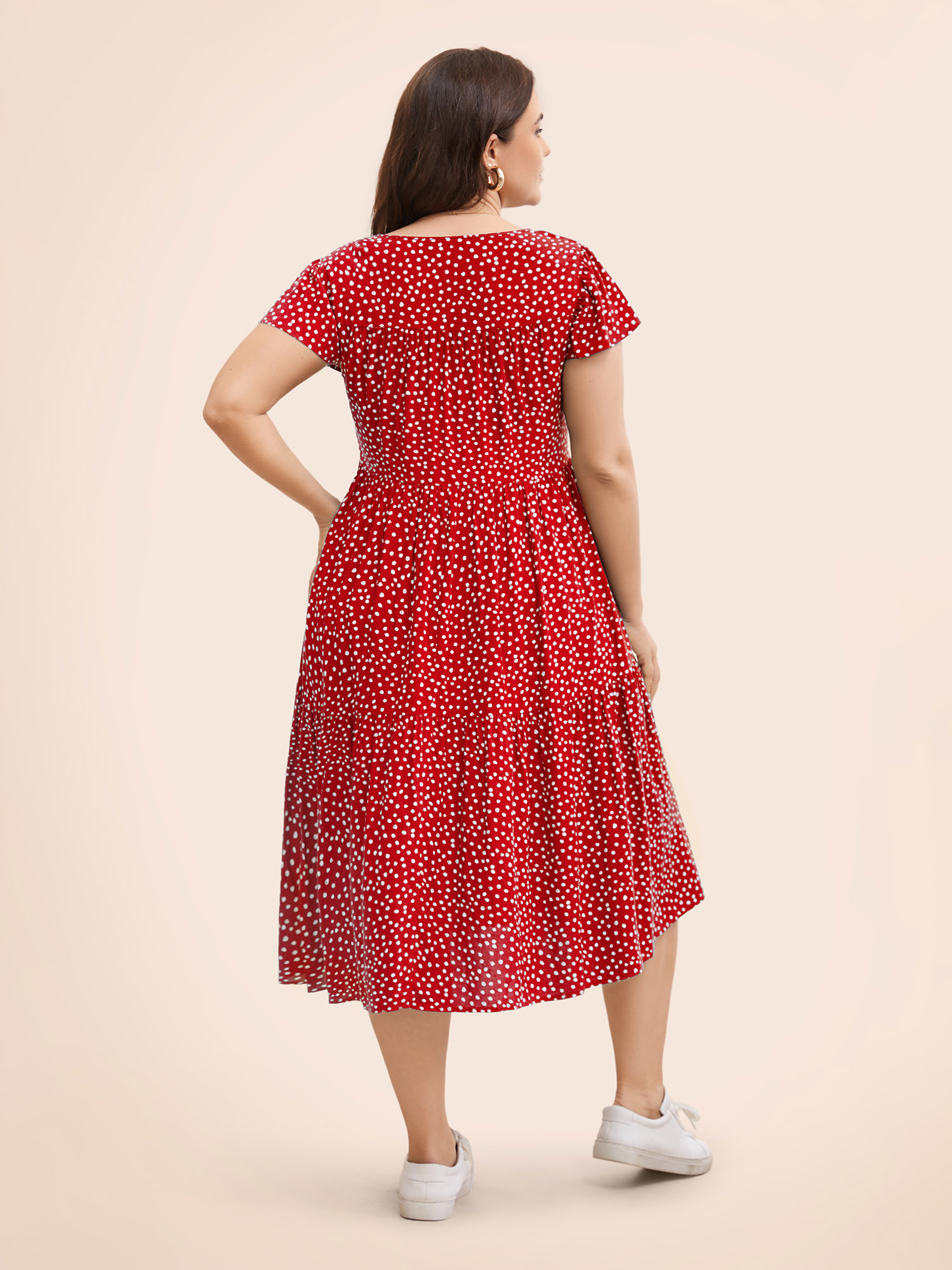 

Plus Size Polka Dot Pocket Cap Sleeve Gathered Layered Dress Scarlet Women Casual Gathered Round Neck Cap Sleeve Curvy Midi Dress BloomChic