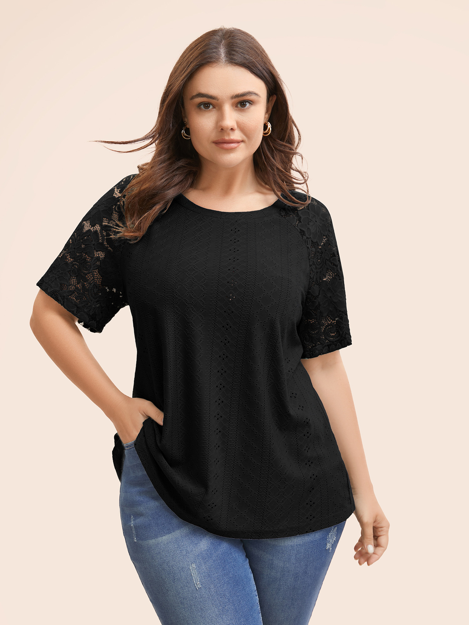 

Plus Size Solid Broderie Anglaise Lace Raglan Sleeve T-shirt Black Women Elegant See through Plain Round Neck Everyday T-shirts BloomChic