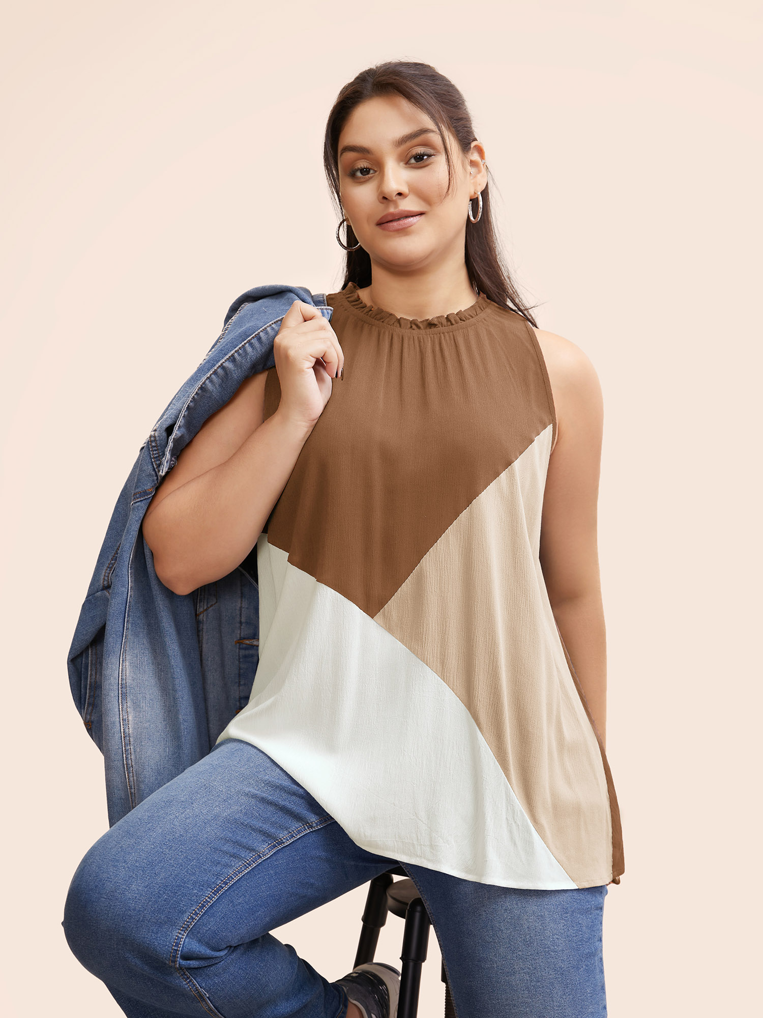 

Plus Size Colorblock Contrast Frill Trim Gathered Tank Top Women Ivory Casual Contrast Mock Neck Everyday Tank Tops Camis BloomChic