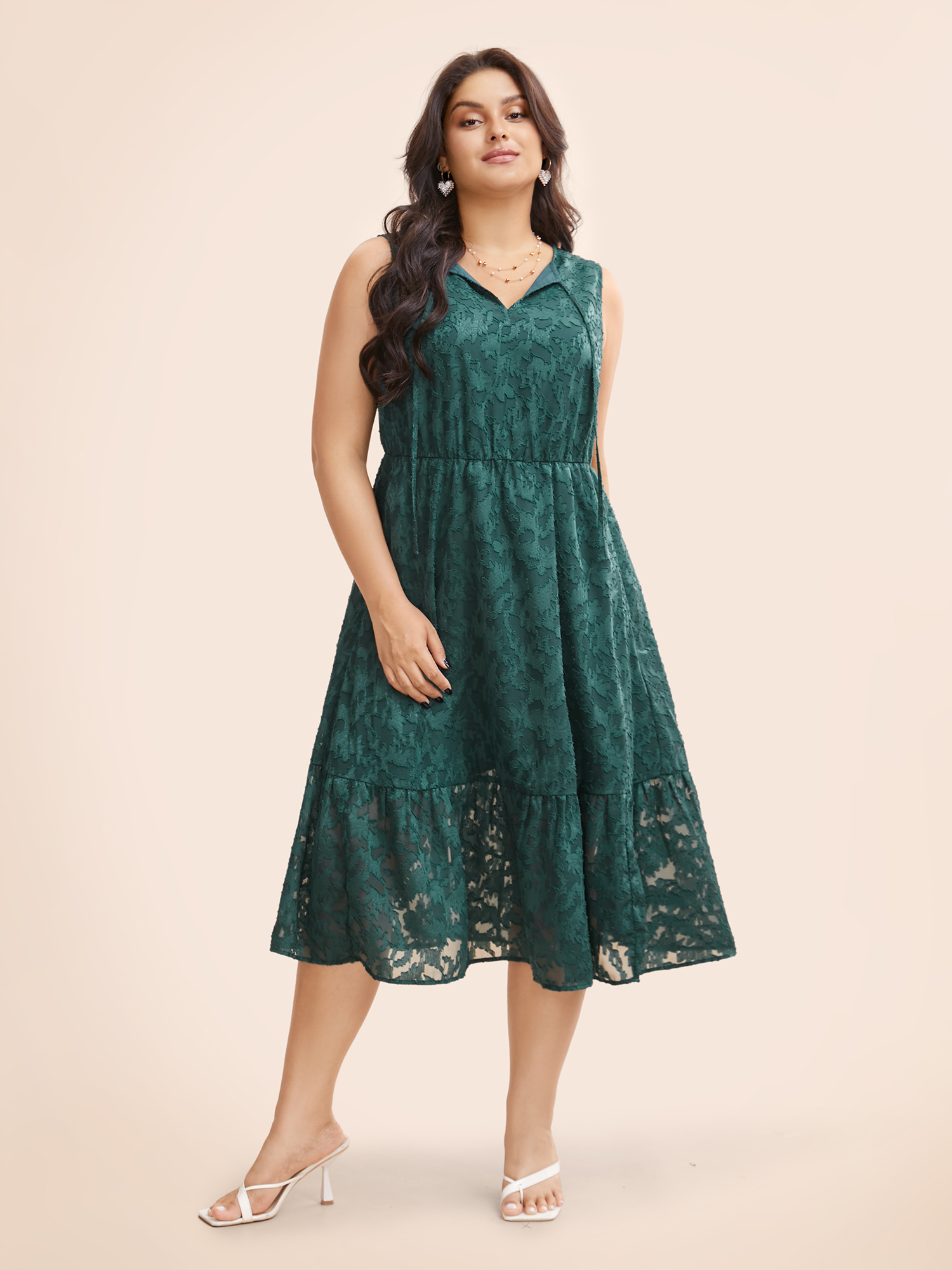 

Plus Size Texture Mesh Tie Knot Tank Dress Emerald Women At the Office Tie knot V-neck Sleeveless Curvy BloomChic