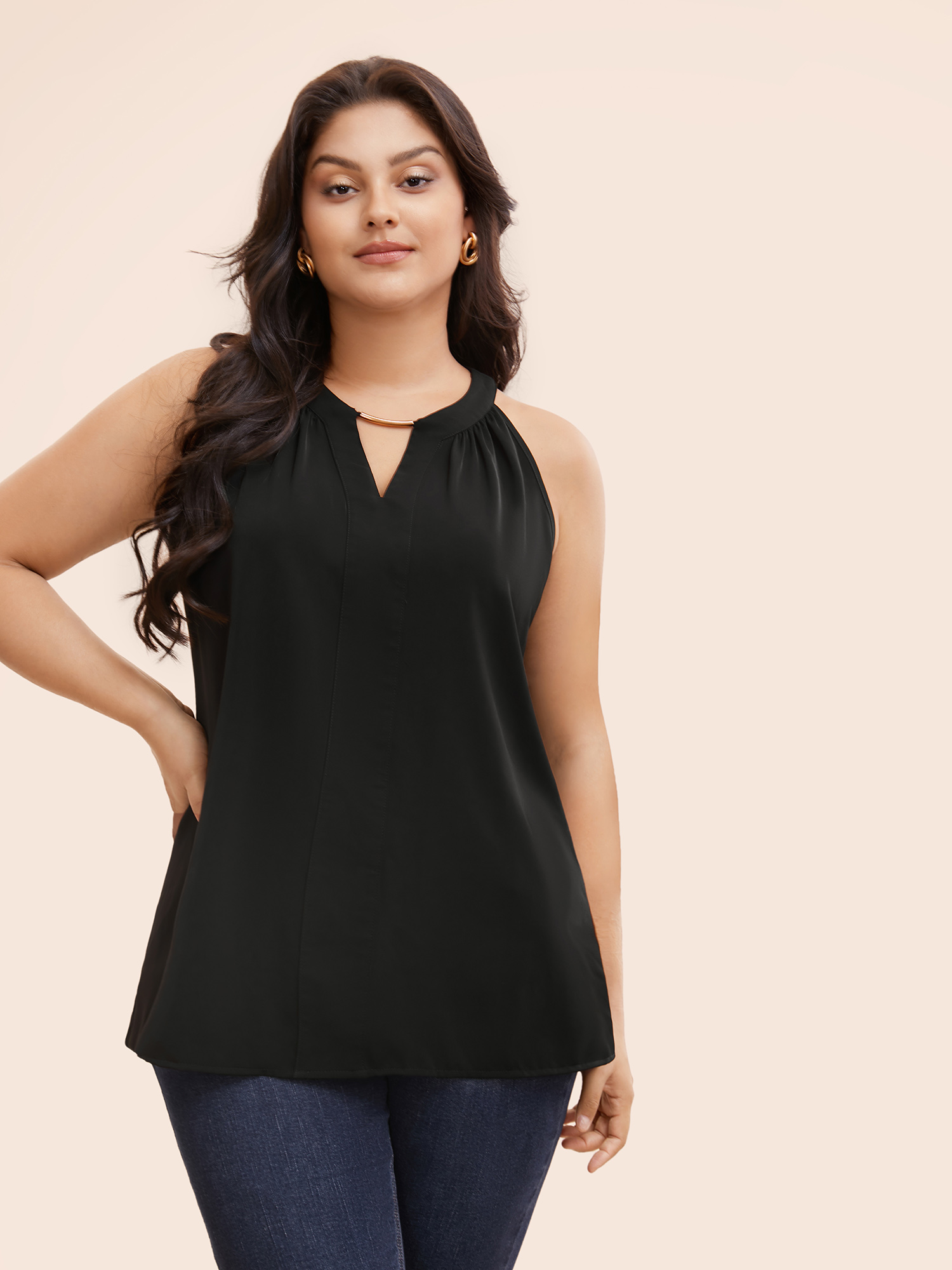 

Plus Size Keyhole Metal Detail Gathered Tank Top Women Black Elegant Gathered Round Neck Everyday Tank Tops Camis BloomChic