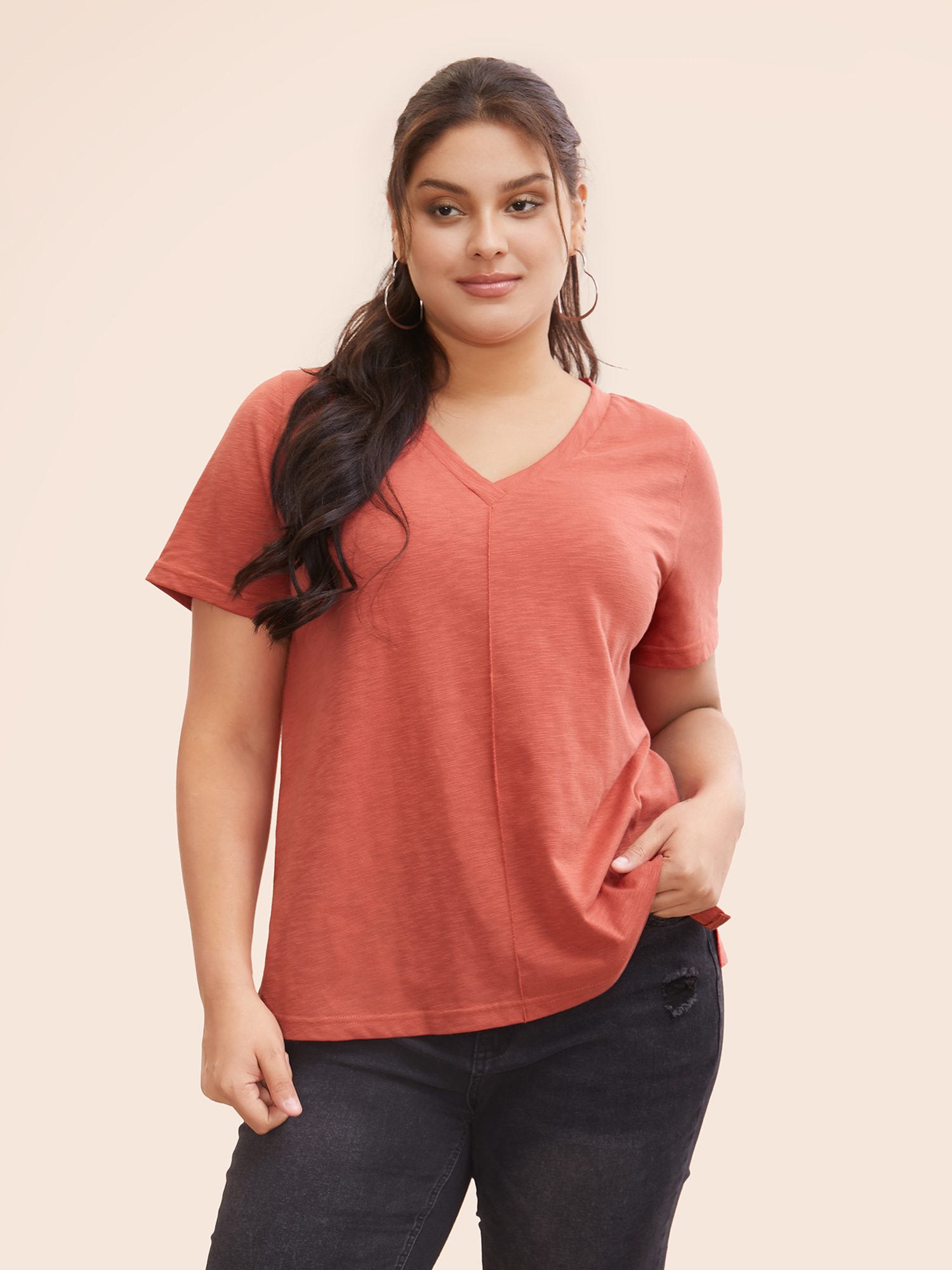 

Plus Size Solid V Neck Split Hem T-shirt Coral Women Casual Slit V-neck Everyday T-shirts BloomChic