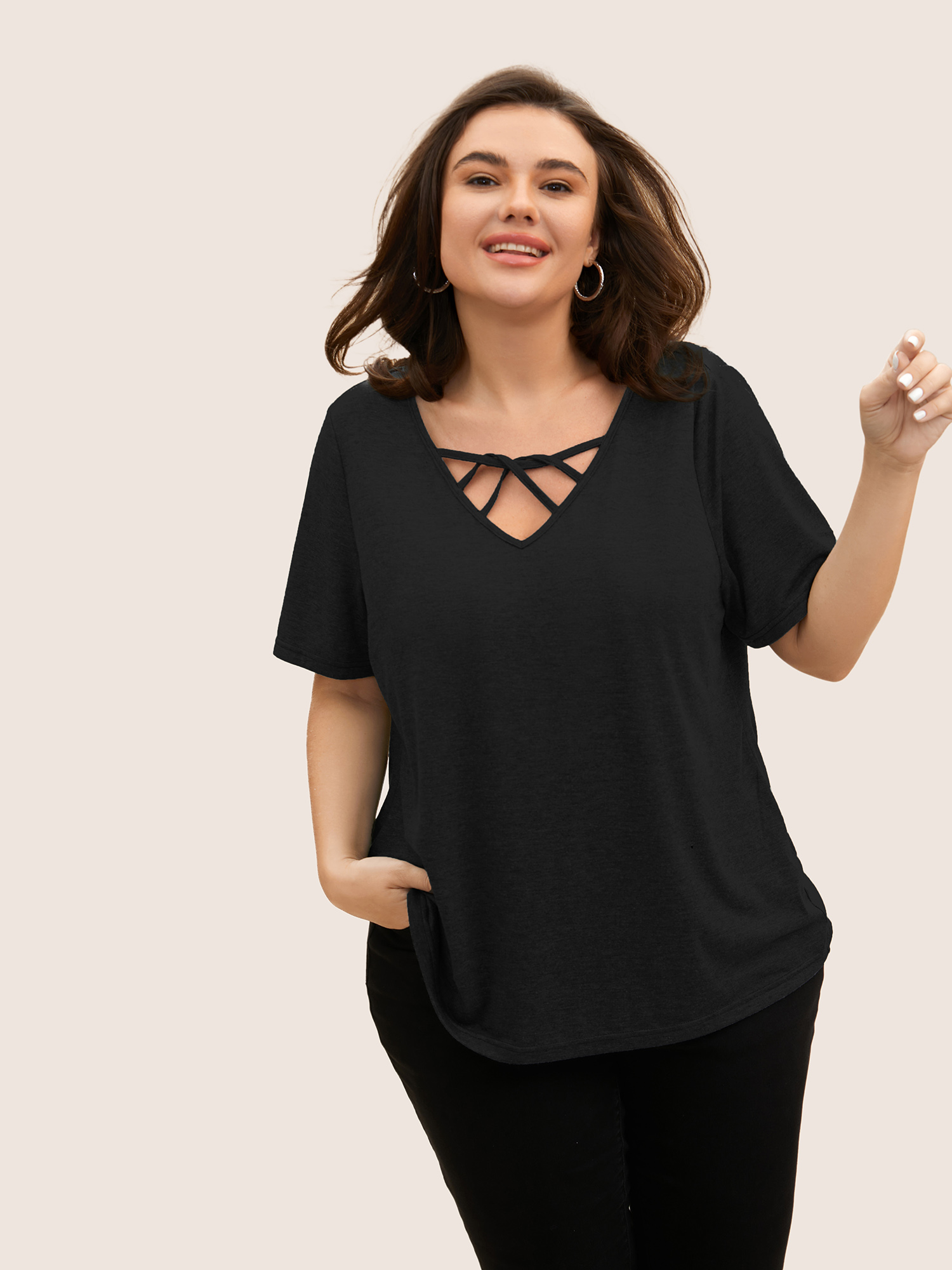 

Plus Size Solid Heather Crisscross Medium Stretch T-shirt Black Women Casual Cut-Out V-neck Everyday T-shirts BloomChic