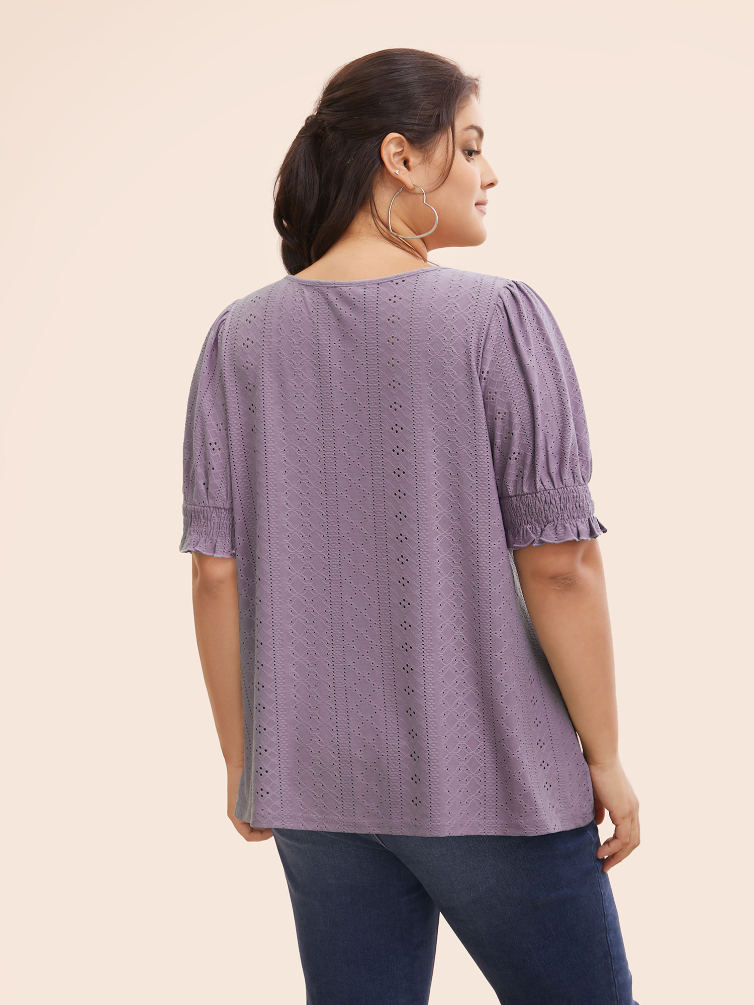 

Plus Size Plain Broderie Anglaise Shirred Puff Sleeve Button Detail T-shirt Mauve Women Casual Button Plain V-neck Everyday T-shirts BloomChic