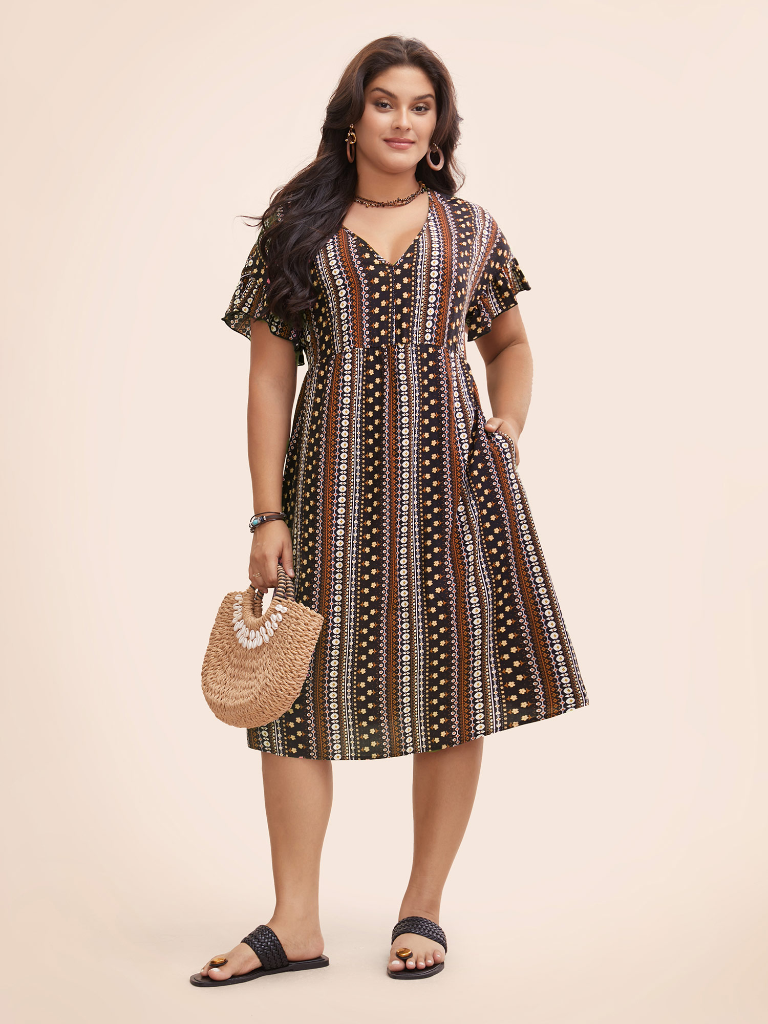 

Plus Size Bandana Print Pocket V Neck Ruffle Sleeve Dress Multicolor Women Vacation Printed V-neck Short sleeve Curvy Midi Dress BloomChic