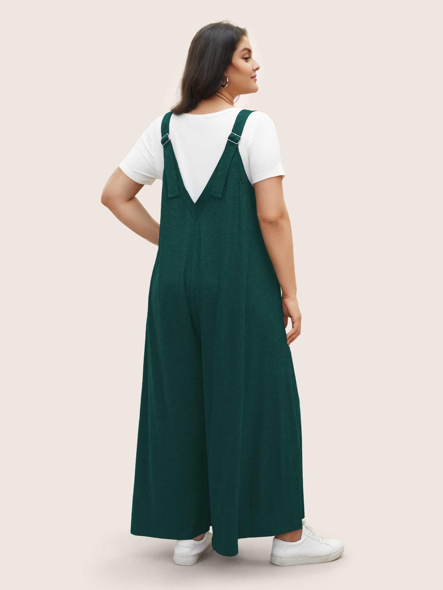 

Plus Size Emerald Supersoft Essentials Solid Pocket Adjustable Straps Jumpsuit Women Casual Sleeveless Non Everyday Loose Jumpsuits BloomChic