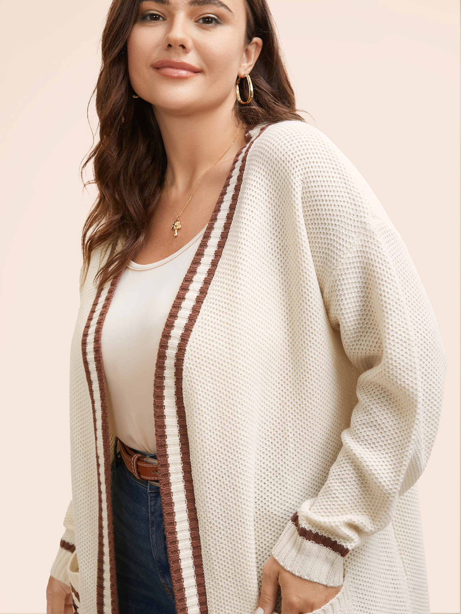 

Plus Size Crochet Floral Patch Pocket Drop Shoulder Cardigan Beige Women Casual Loose Long Sleeve Everyday Cardigans BloomChic