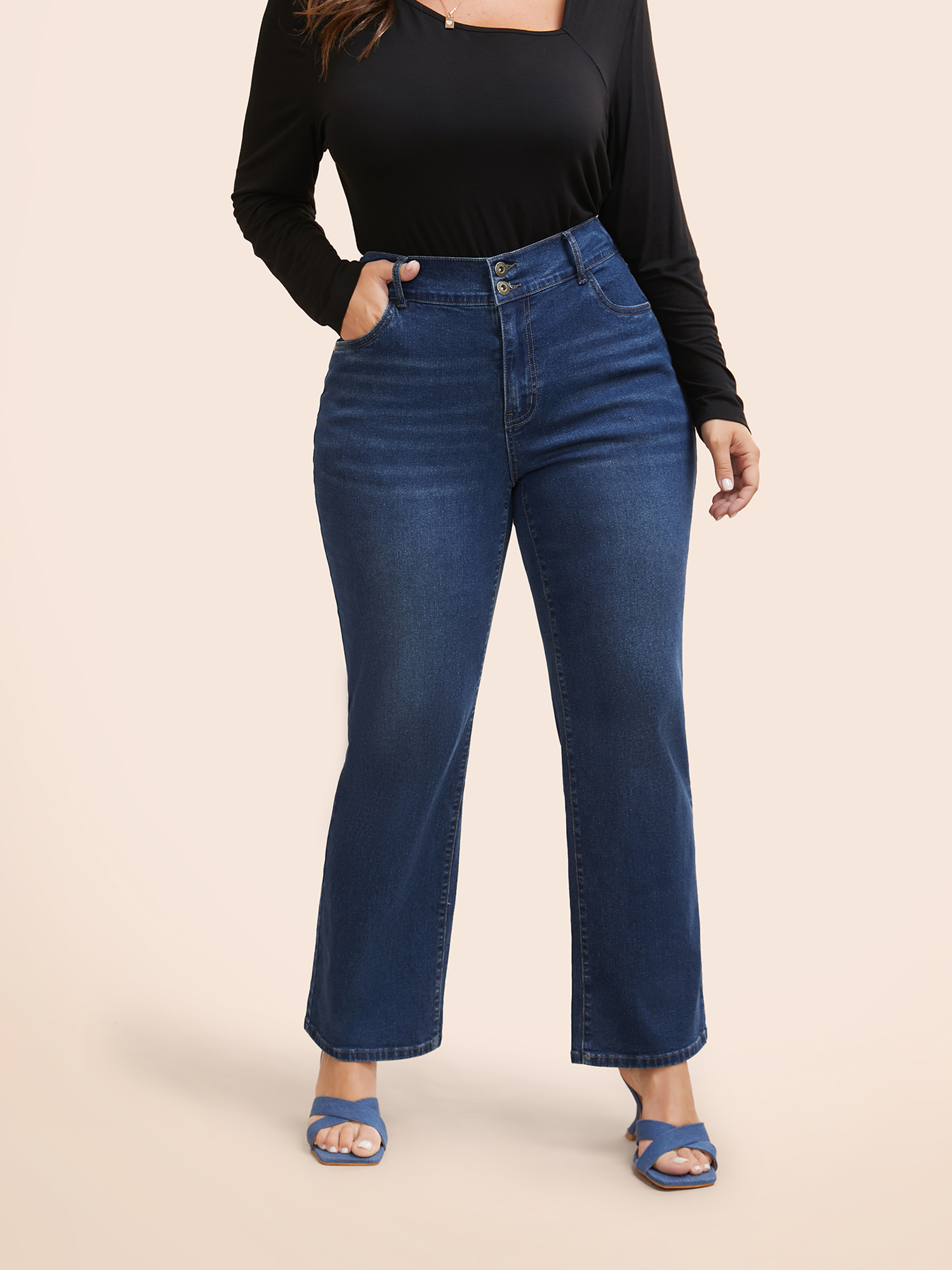 

Plus Size Dark Wash Slanted Pocket Straight Leg Jeans Women Denimblue Casual Button Medium stretch Slanted pocket Jeans BloomChic