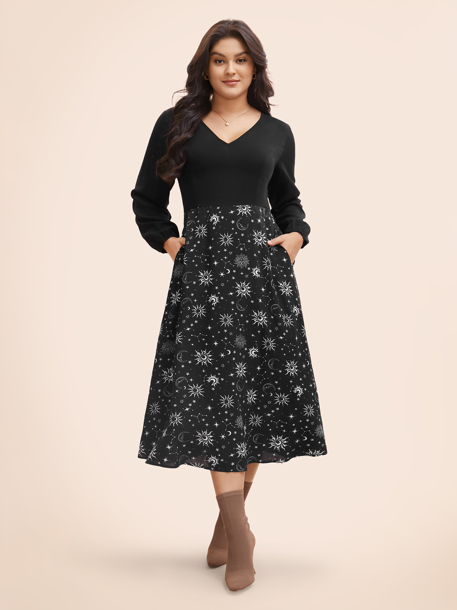 

Plus Size Moon & Star Print Patchwork Dress Black Women Elegant Patchwork V-neck Long Sleeve Curvy BloomChic