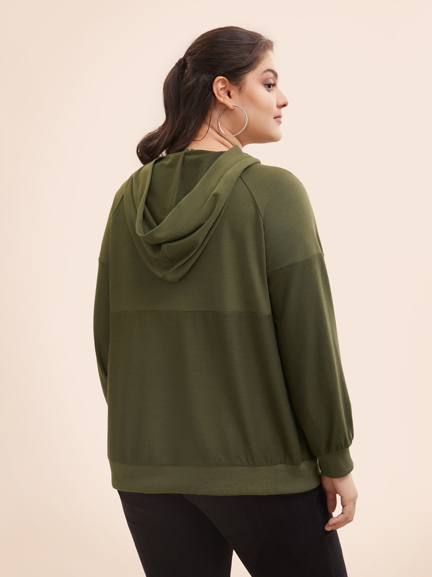 Plus Size Solid Button Up Raglan Sleeve Hooded Sweatshirt Women ArmyGreen Casual Patchwork Hooded Everyday Sweatshirts BloomChic 12/L 