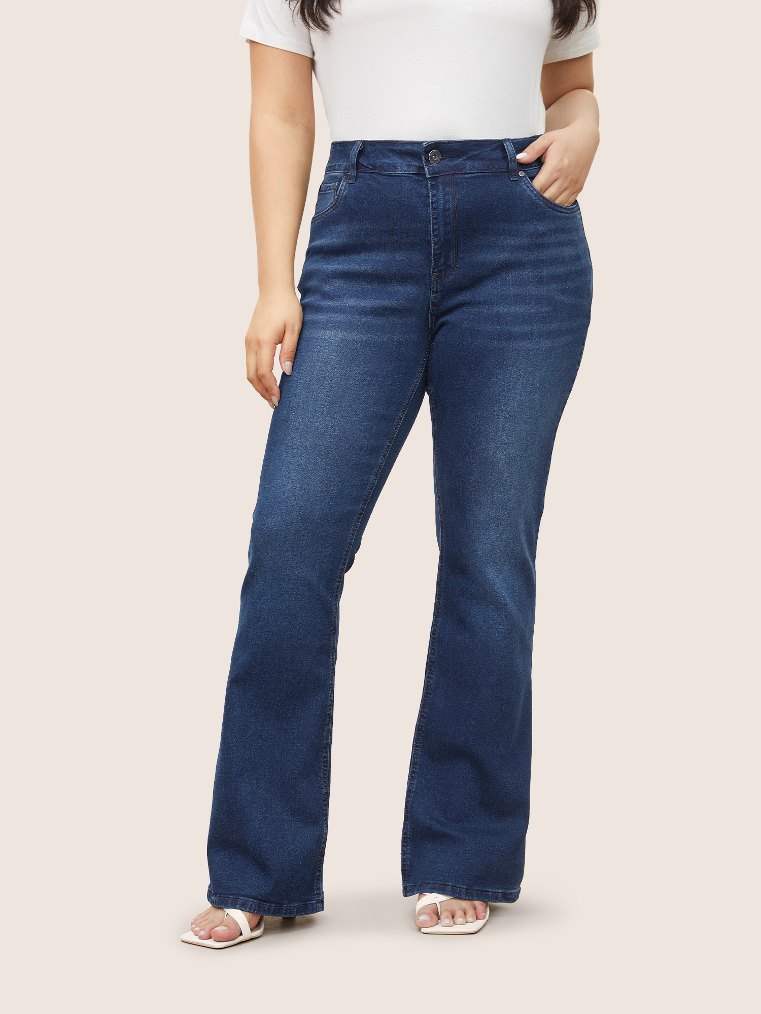 

Plus Size Bootcut Very Stretchy Mid Rise Medium Wash Sculpt Waist Jeans Women LightBlue Elegant Plain Non High stretch Slanted pocket Jeans BloomChic