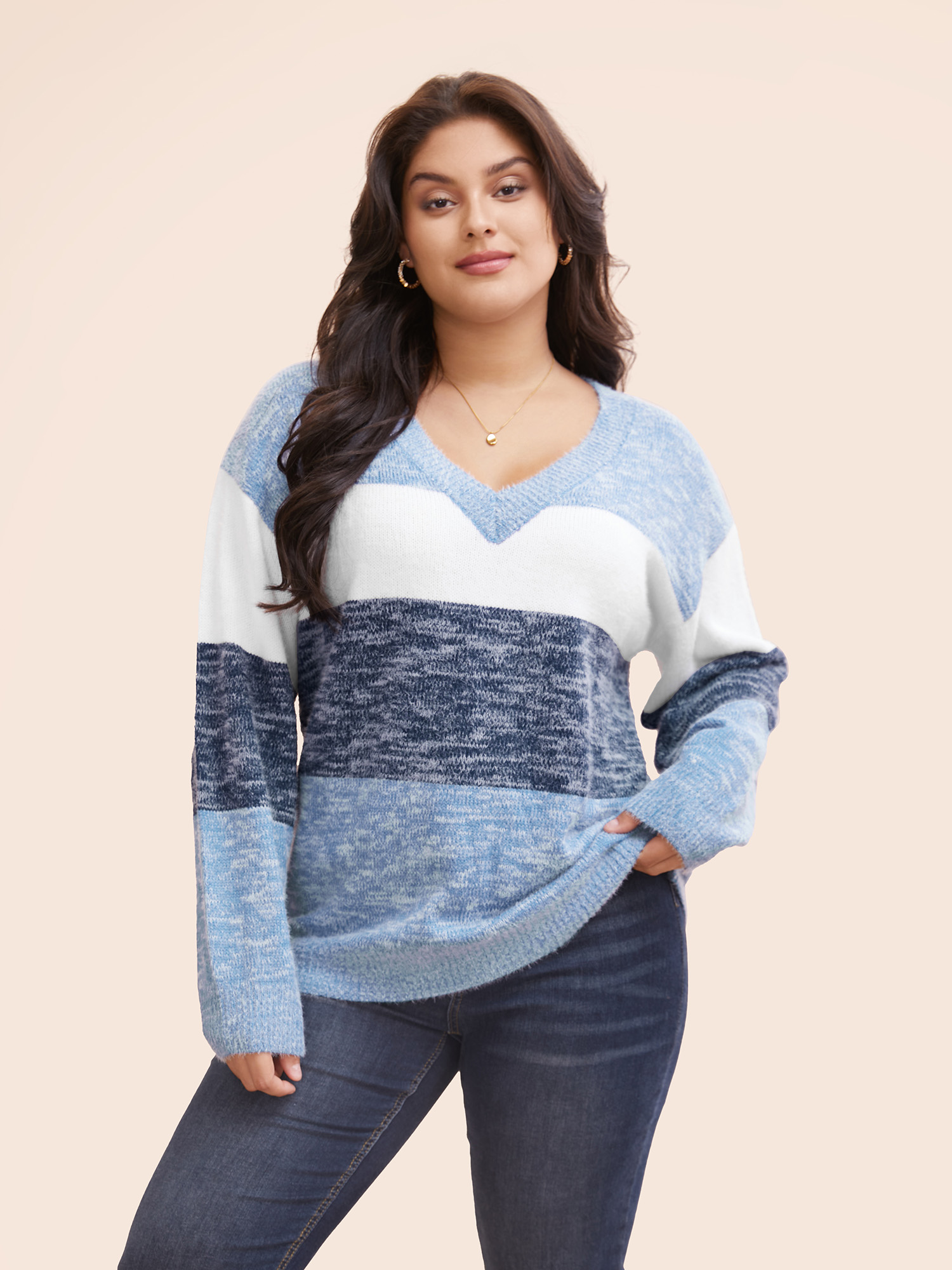 

Plus Size Colorblock Contrast Super Soft Plush Knit V Neck Pullover Indigo Women Elegant Loose Long Sleeve V-neck Dailywear Pullovers BloomChic