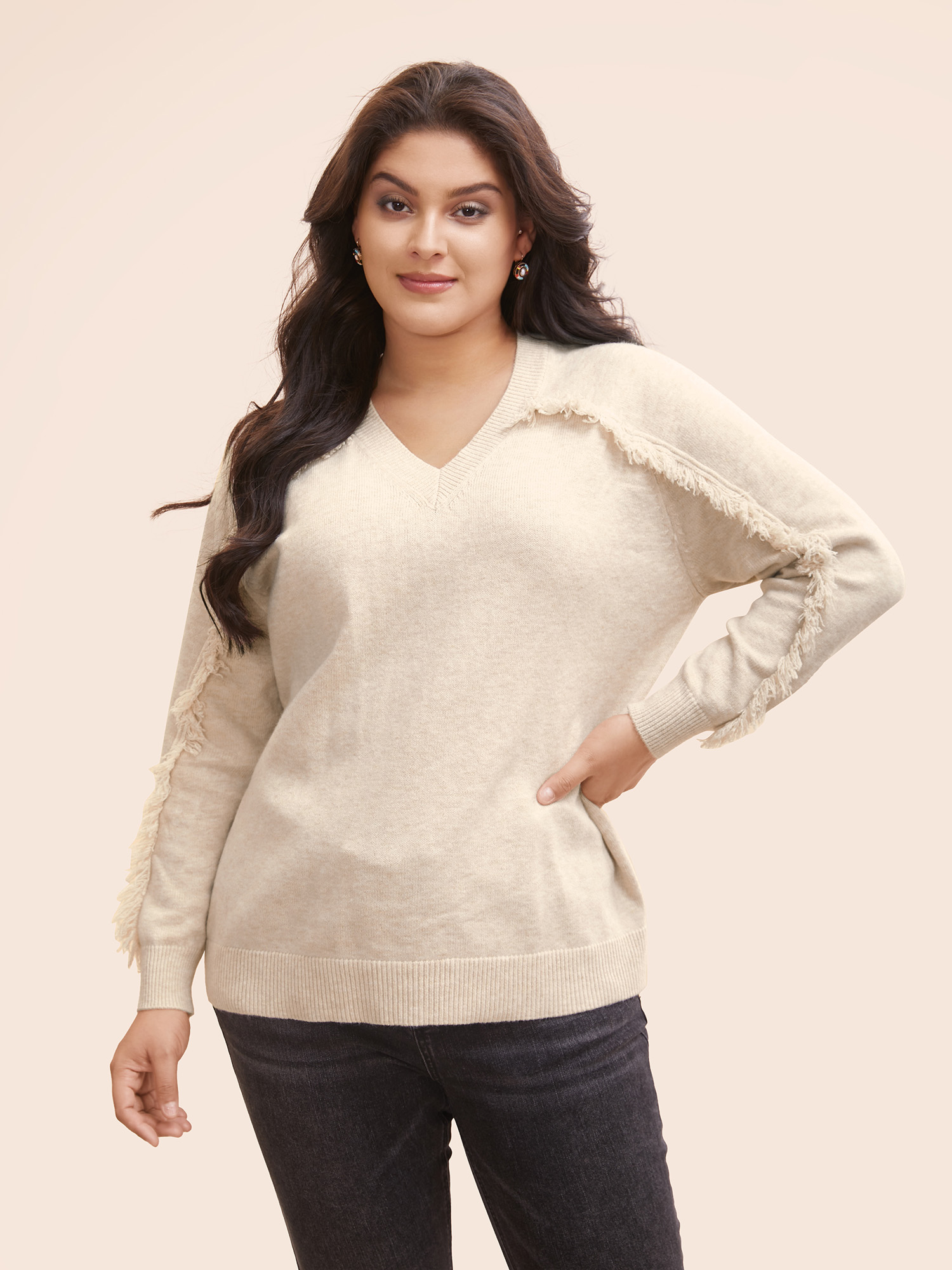 

Plus Size V Neck Raglan Sleeve Fuzzy Trim Pullover Apricot Women Casual Long Sleeve V-neck Everyday Pullovers BloomChic