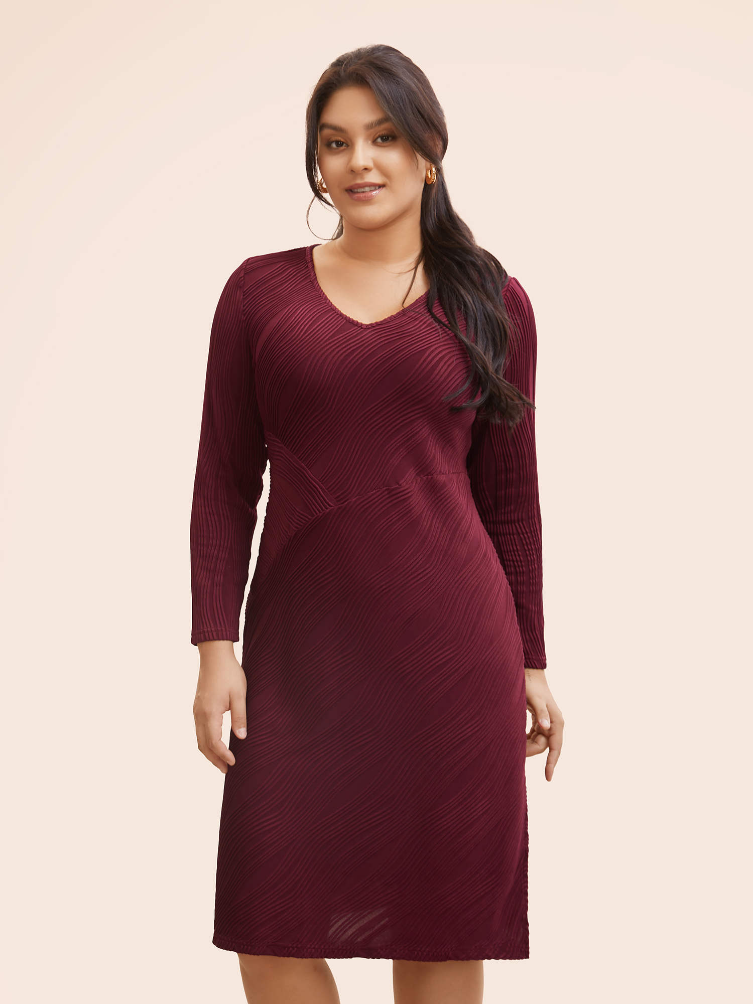 

Plus Size V Neck Split Hem Textured Dress Burgundy Women Casual Texture V-neck Long Sleeve Curvy BloomChic