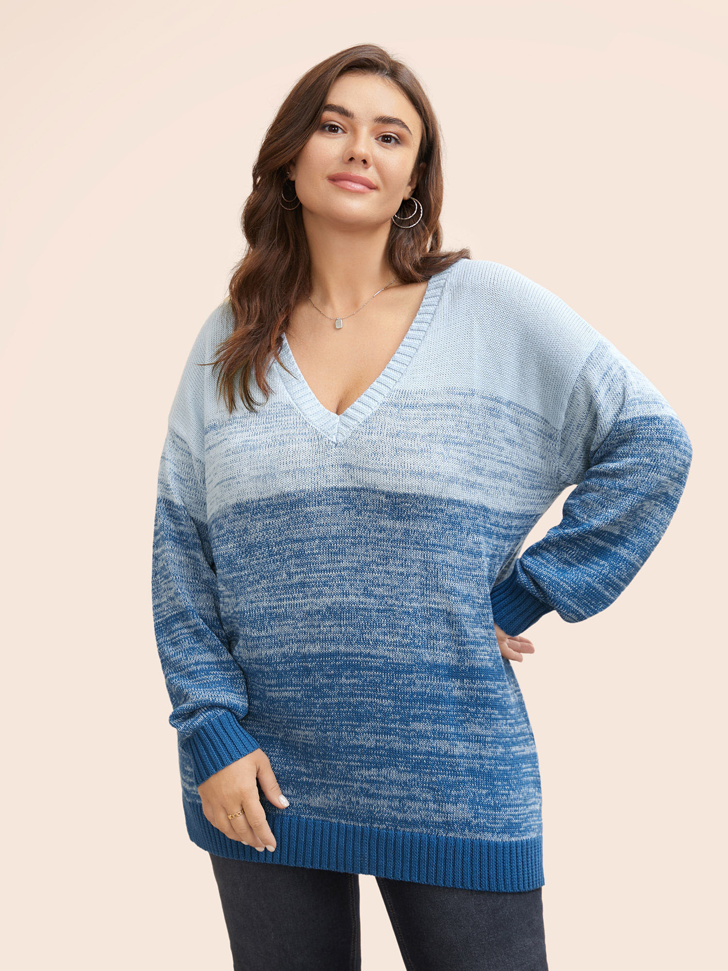 

Plus Size Cotton V Neck Ombre Split Hem Pullover LightBlue Women Casual Long Sleeve V-neck Everyday Pullovers BloomChic