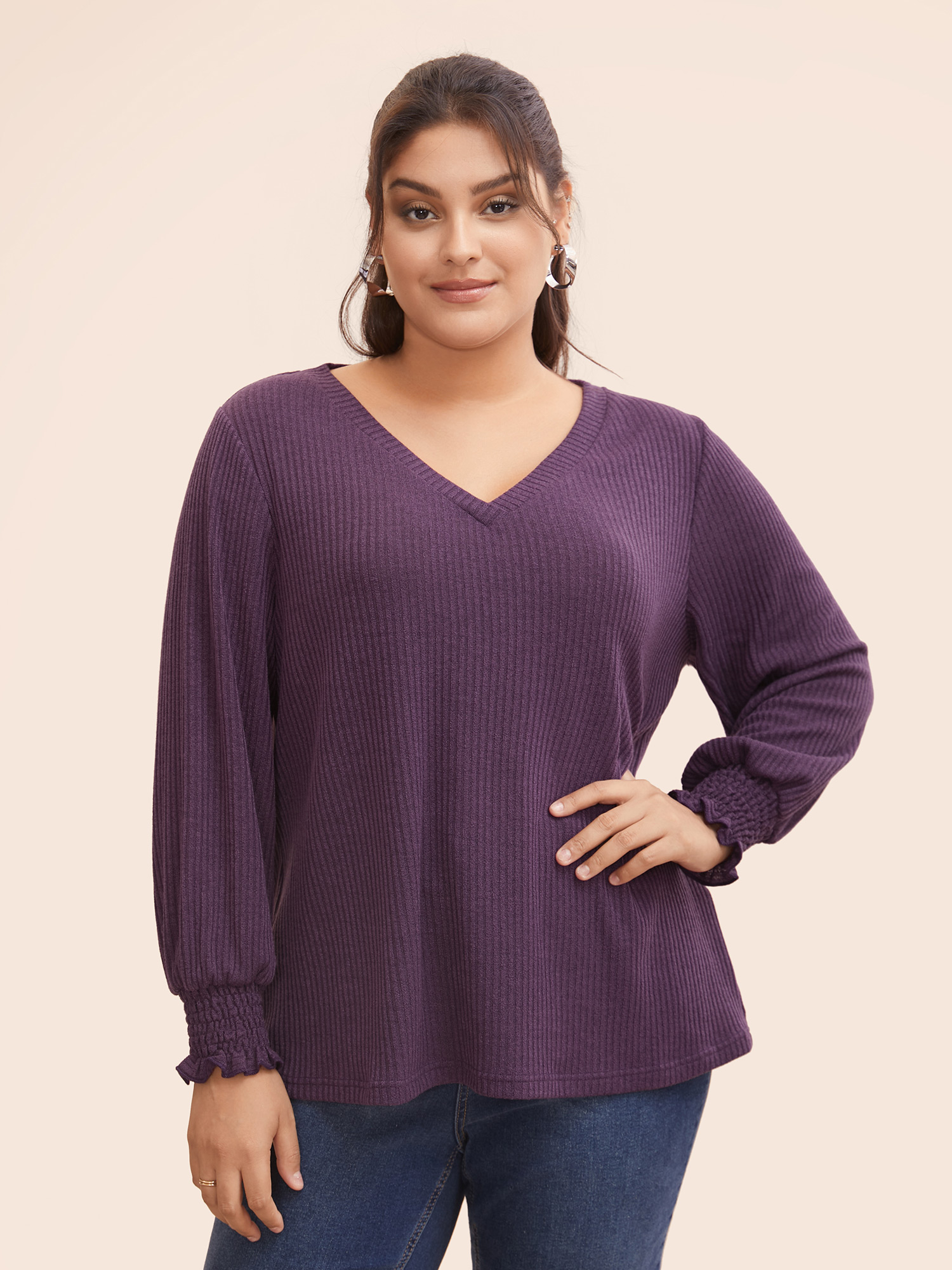 

Plus Size Solid Rib Knit Lantern Sleeve Shirred T-shirt Mauve Women Casual Texture V-neck Everyday T-shirts BloomChic