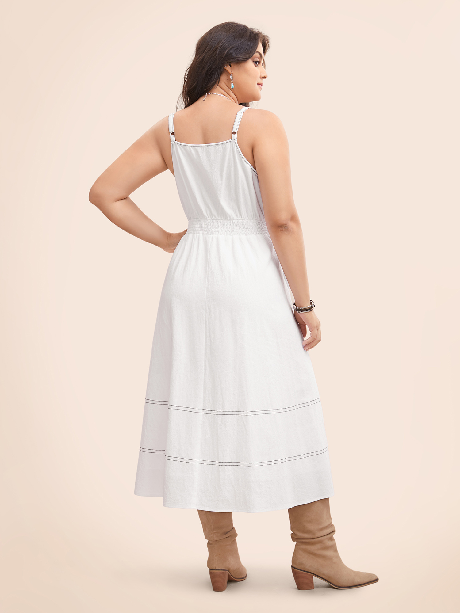 Plus Size Hollow Front Button Detail Flare Maxi Dress Originalwhite Women Resort Topstitching V-neck Sleeveless Curvy BloomChic 12/L 