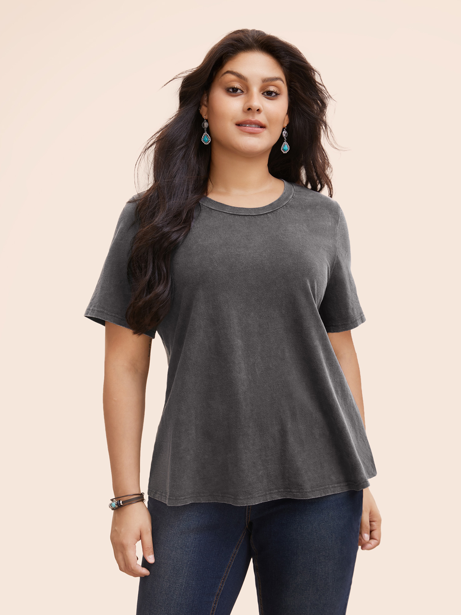 

Plus Size Retro Wash Textured Slim-Fit T-shirt Acidwashblack Women Casual Non Round Neck Everyday T-shirts BloomChic