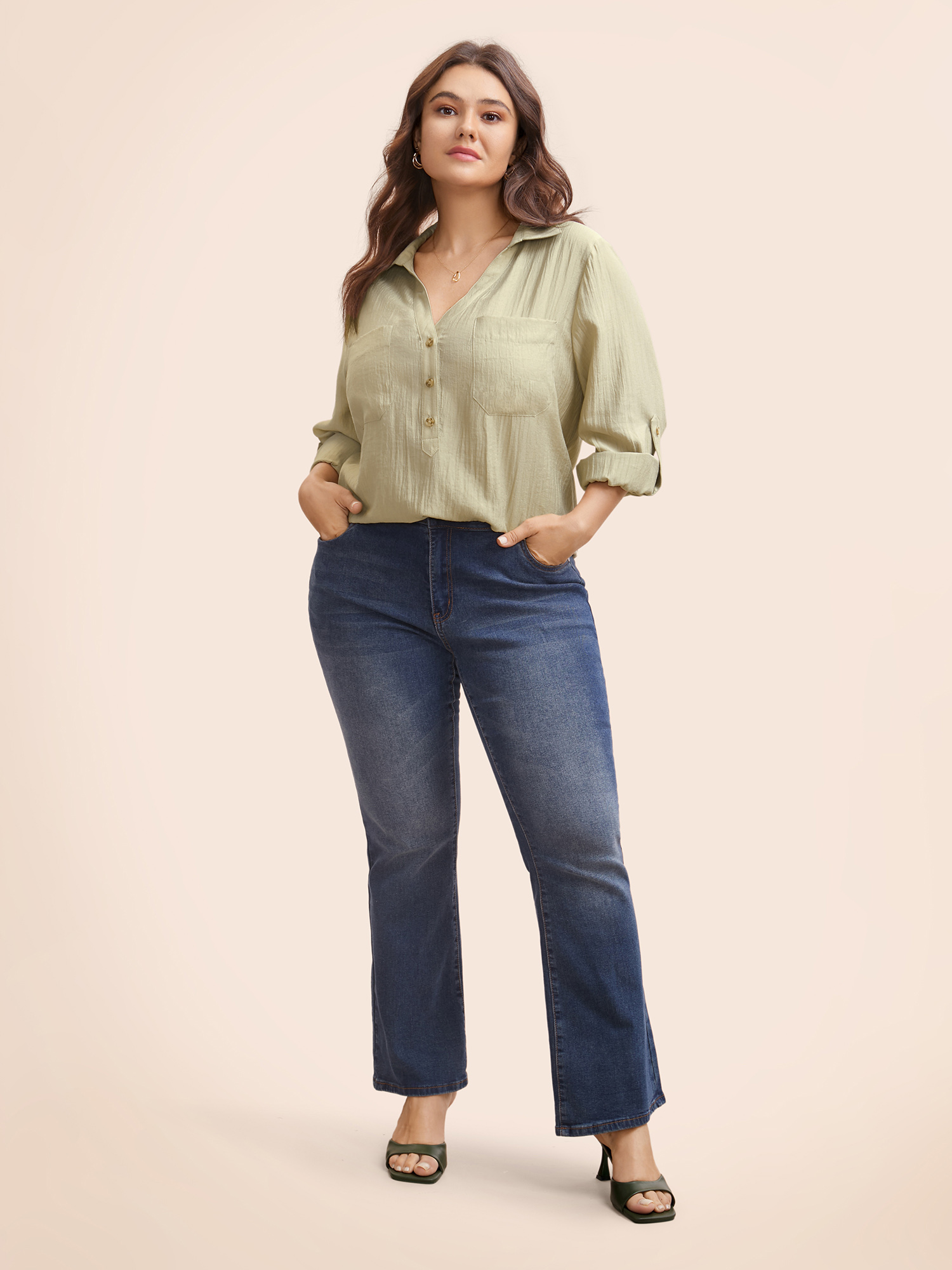 

Plus Size Sage Solid Patched Pocket Tab Sleeve Blouse Women Elegant Long Sleeve V-neck Everyday Blouses BloomChic