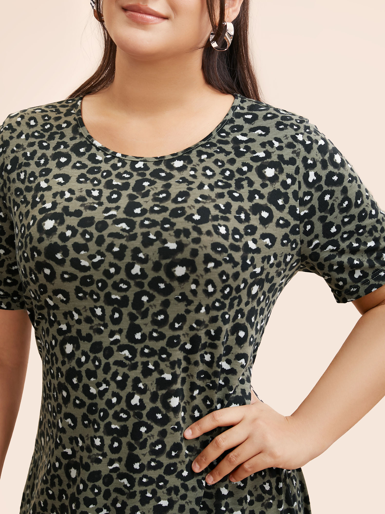 

Plus Size Round Neck Leopard Print Midi Dress Sage Women Casual Non Round Neck Short sleeve Curvy BloomChic