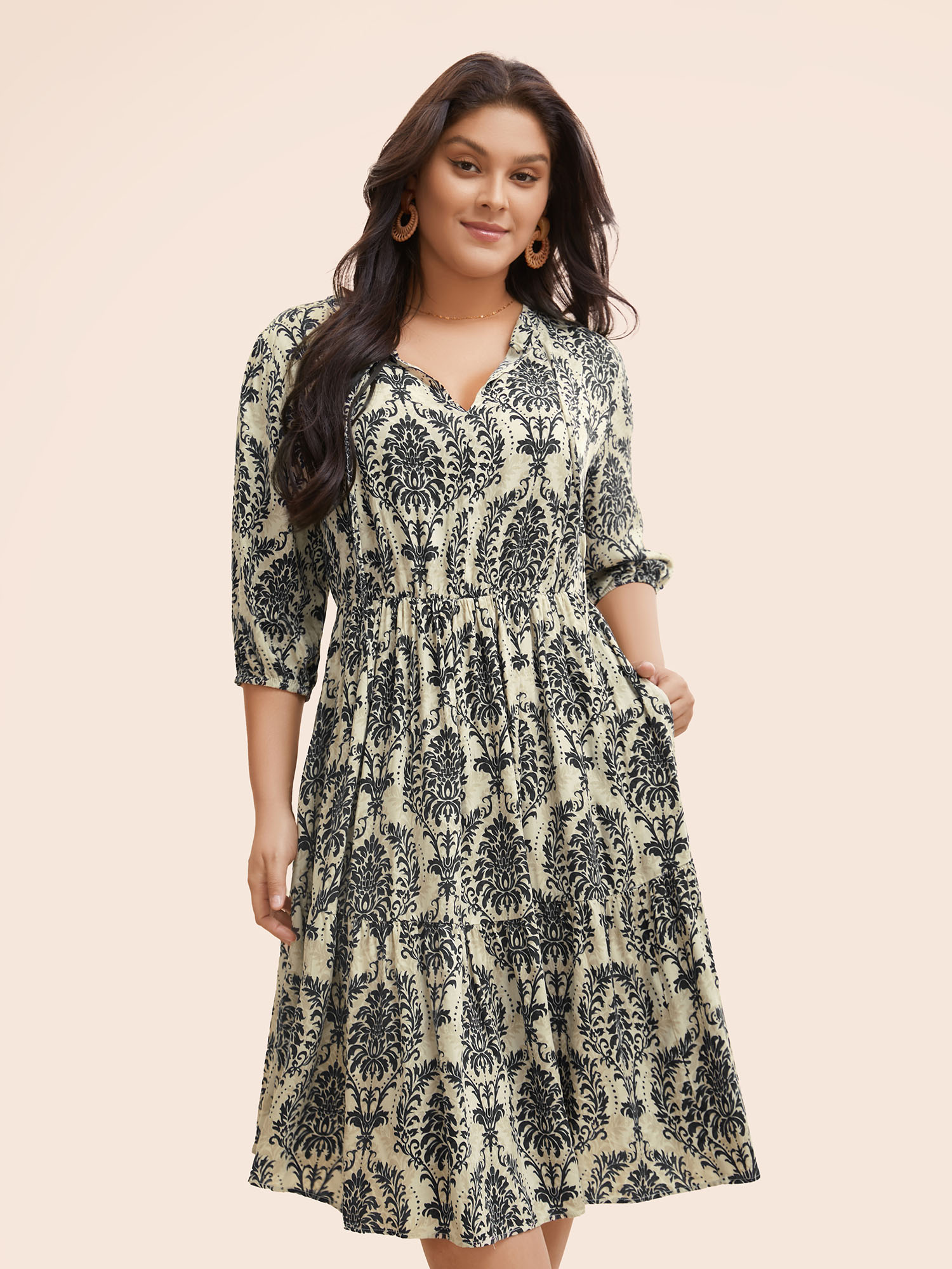 

Plus Size Damask Print Tie Knot Puff Sleeve Dress Black Women Resort Tie knot V-neck Elbow-length sleeve Curvy BloomChic