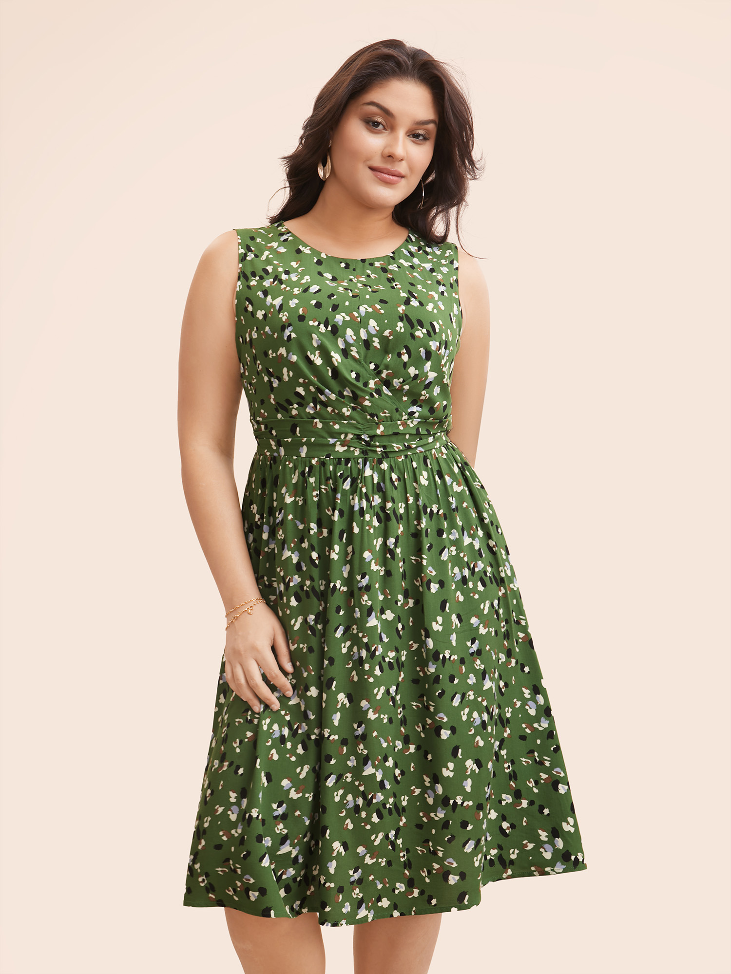 

Plus Size Allover Print Pocket Flutter Crossover Ruched Tank Dress DarkGreen Women Elegant Twist Round Neck Sleeveless Curvy Midi Dress BloomChic