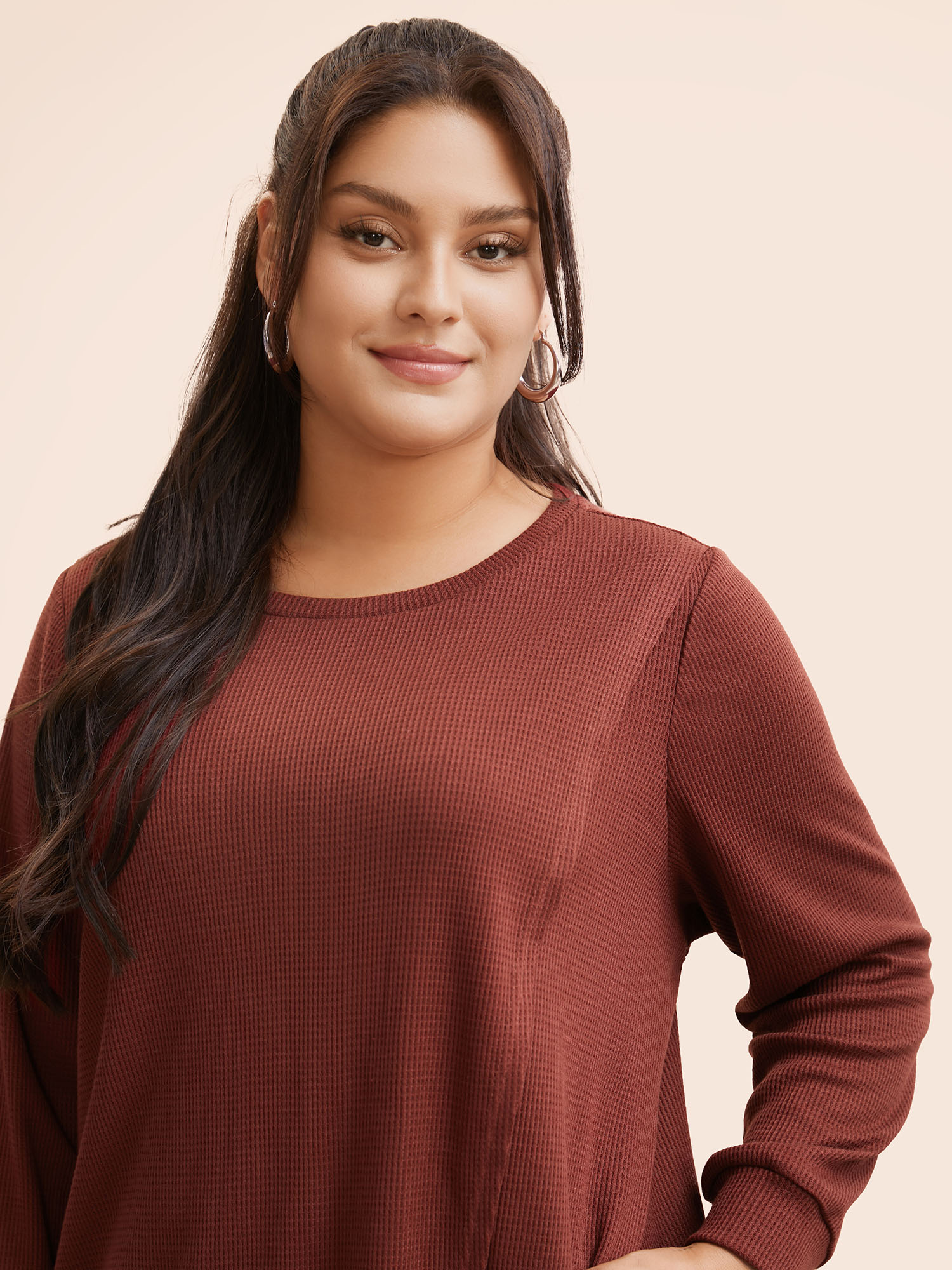 

Plus Size Solid Waffle Knit Overlap Hem T-shirt Rust Women Casual Overlapping Round Neck Everyday T-shirts BloomChic