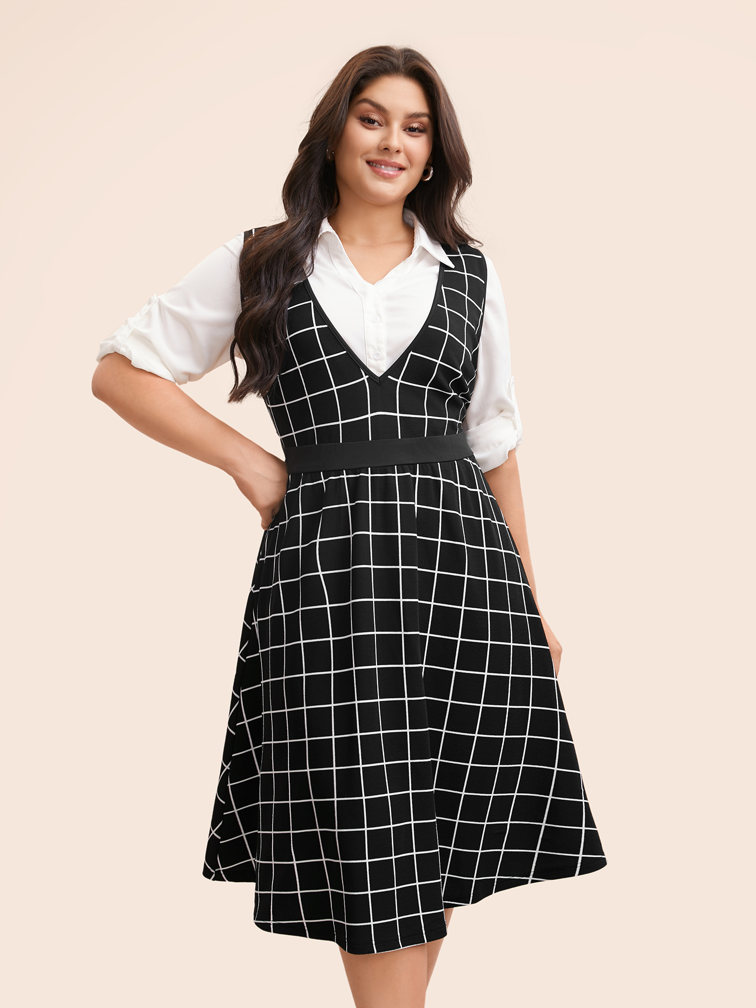 

Plus Size Plaid Elastic Waist Overall Dress Black Women At the Office Contrast Deep V-neck Sleeveless Curvy BloomChic