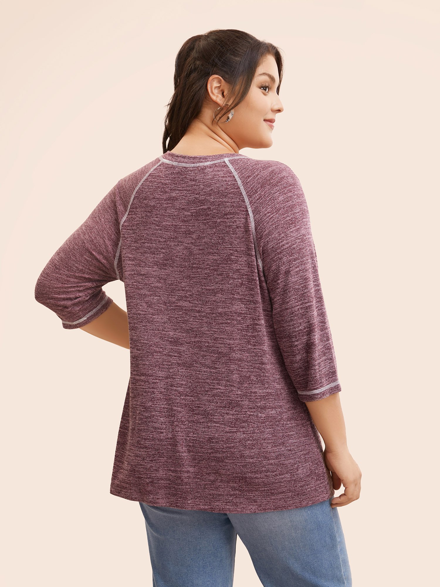 

Plus Size Heather Topstitching Raglan Sleeve T-shirt Deepred Women Casual Topstitching V-neck Everyday T-shirts BloomChic