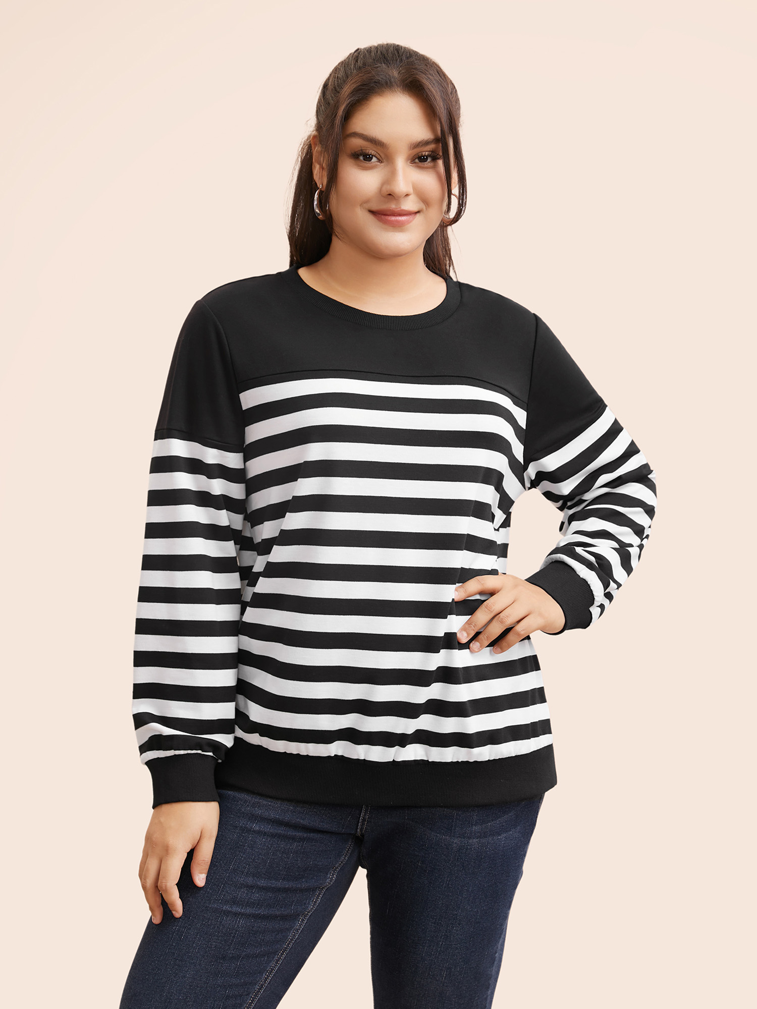 

Plus Size Round Neck Striped Patchwork Contrast Sweatshirt Women Black Casual Contrast Loose Round Neck Everyday Sweatshirts BloomChic