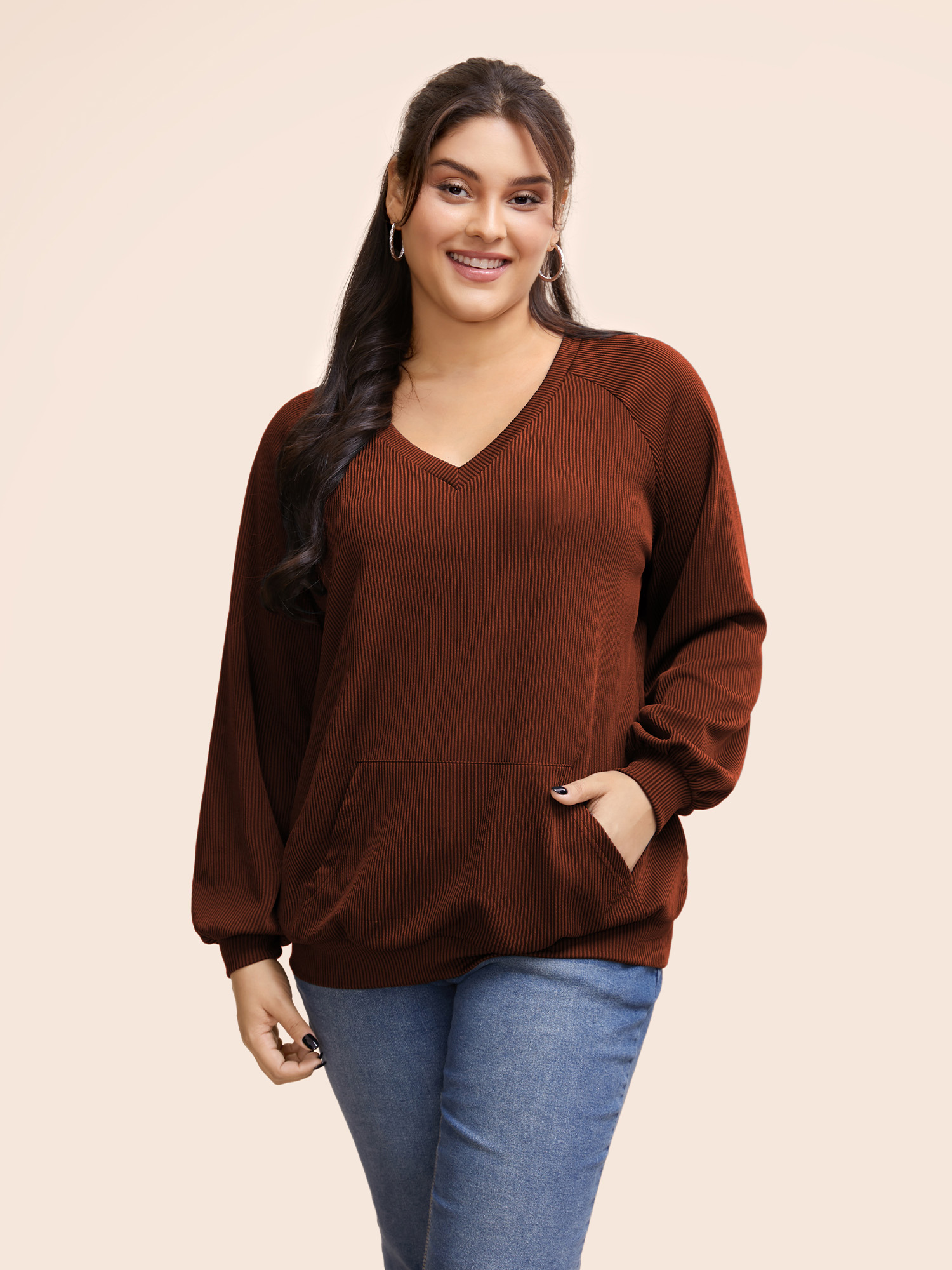 

Plus Size Plain Textured Pocket Raglan Sleeve Sweatshirt Women Maroon Casual Texture V-neck Everyday Sweatshirts BloomChic